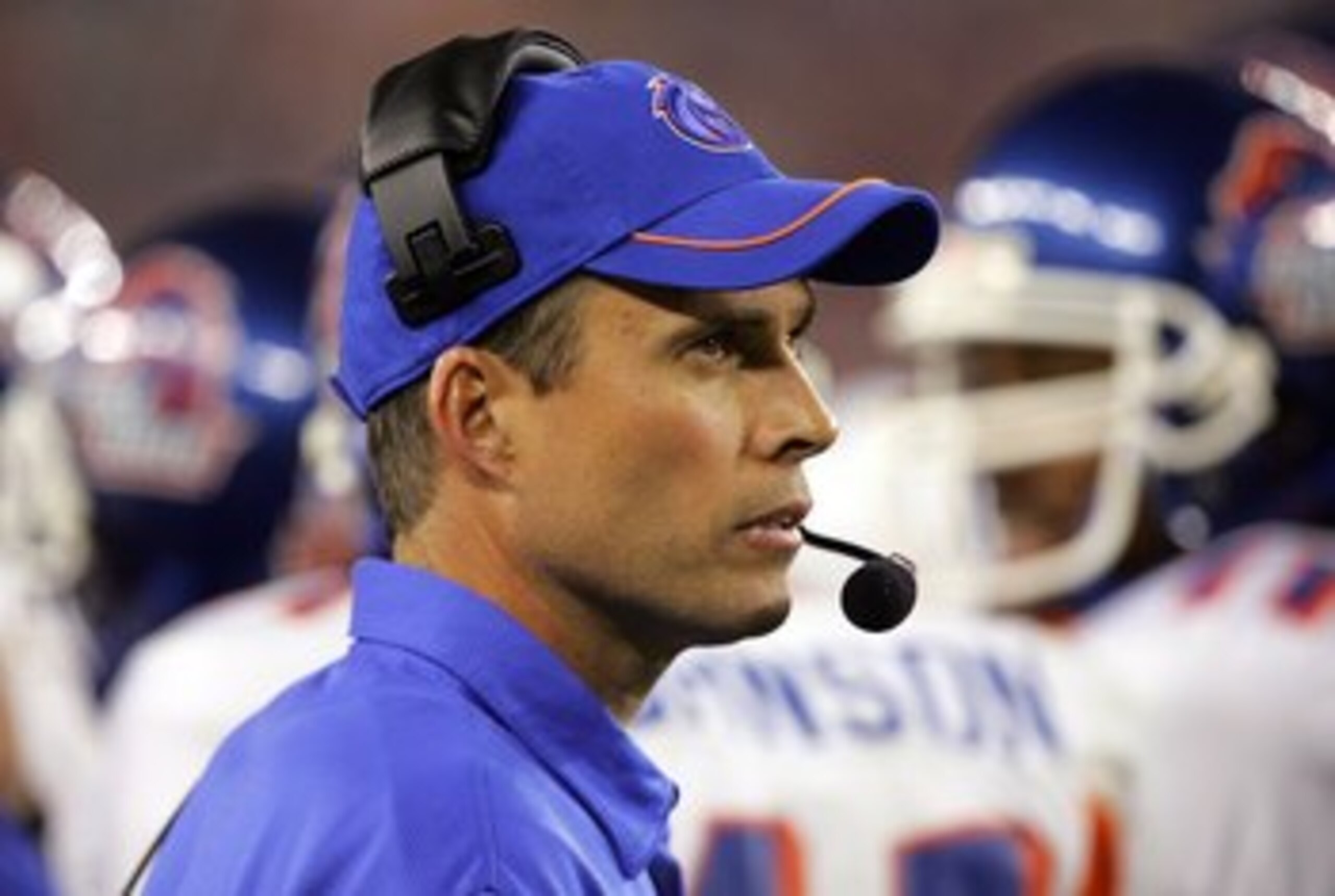 GLENDALE, AZ - JANUARY 01:  Head coach Chris Petersen of the Boise State Broncos looks on in the fourth quarter against the Oklahoma Sooners at the Tostito's Fiesta Bowl at University of Phoenix Stadium on January 1, 2007 in Glendale, Arizona. The Broncos