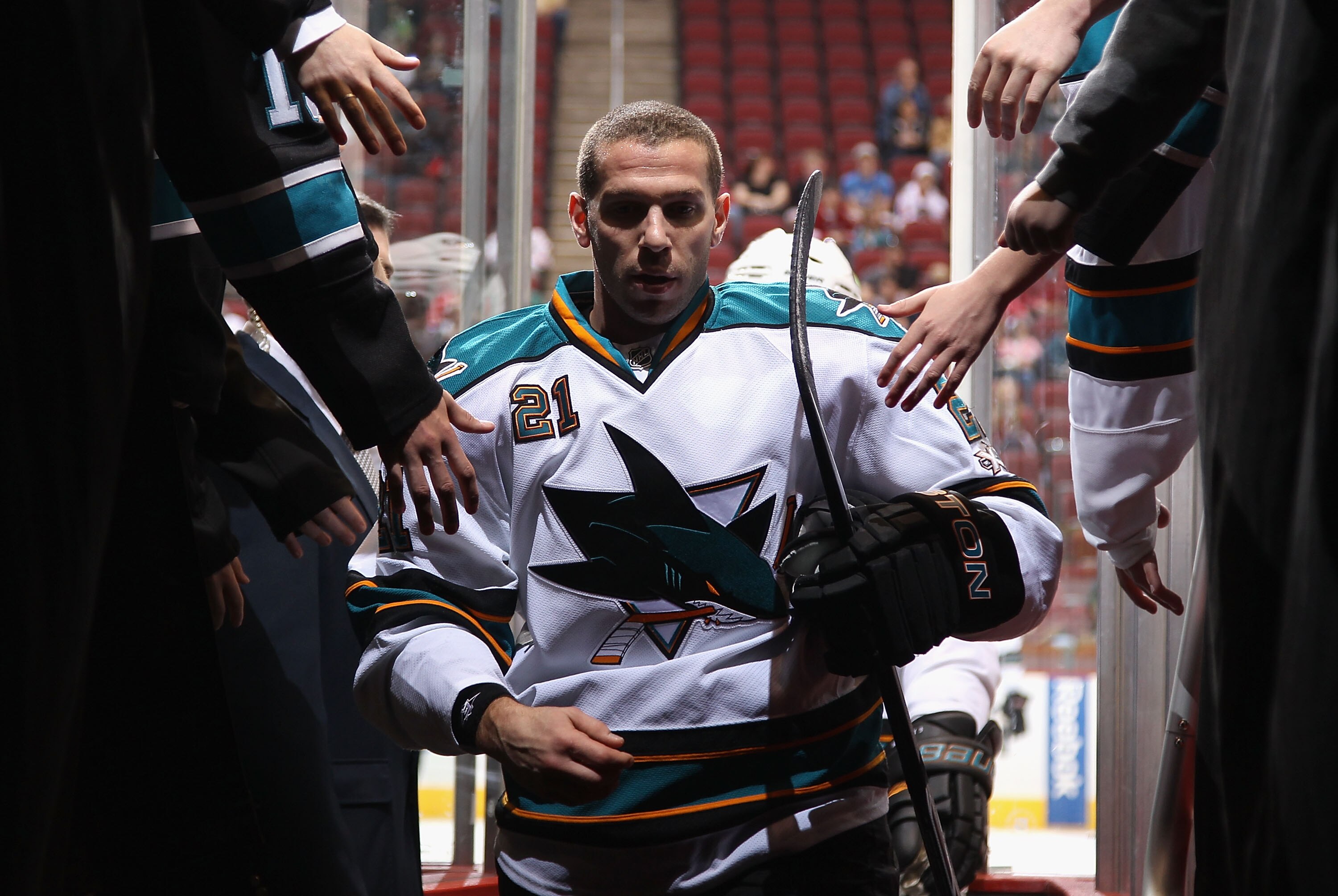GLENDALE, AZ - JANUARY 17:  Scott Nichol #21 of the San Jose Sharks walks off the ice following warm ups to the NHL game against the Phoenix Coyotes at Jobing.com Arena on January 17, 2011 in Glendale, Arizona. The Sharks defeated the Coyotes 4-2. (Photo
