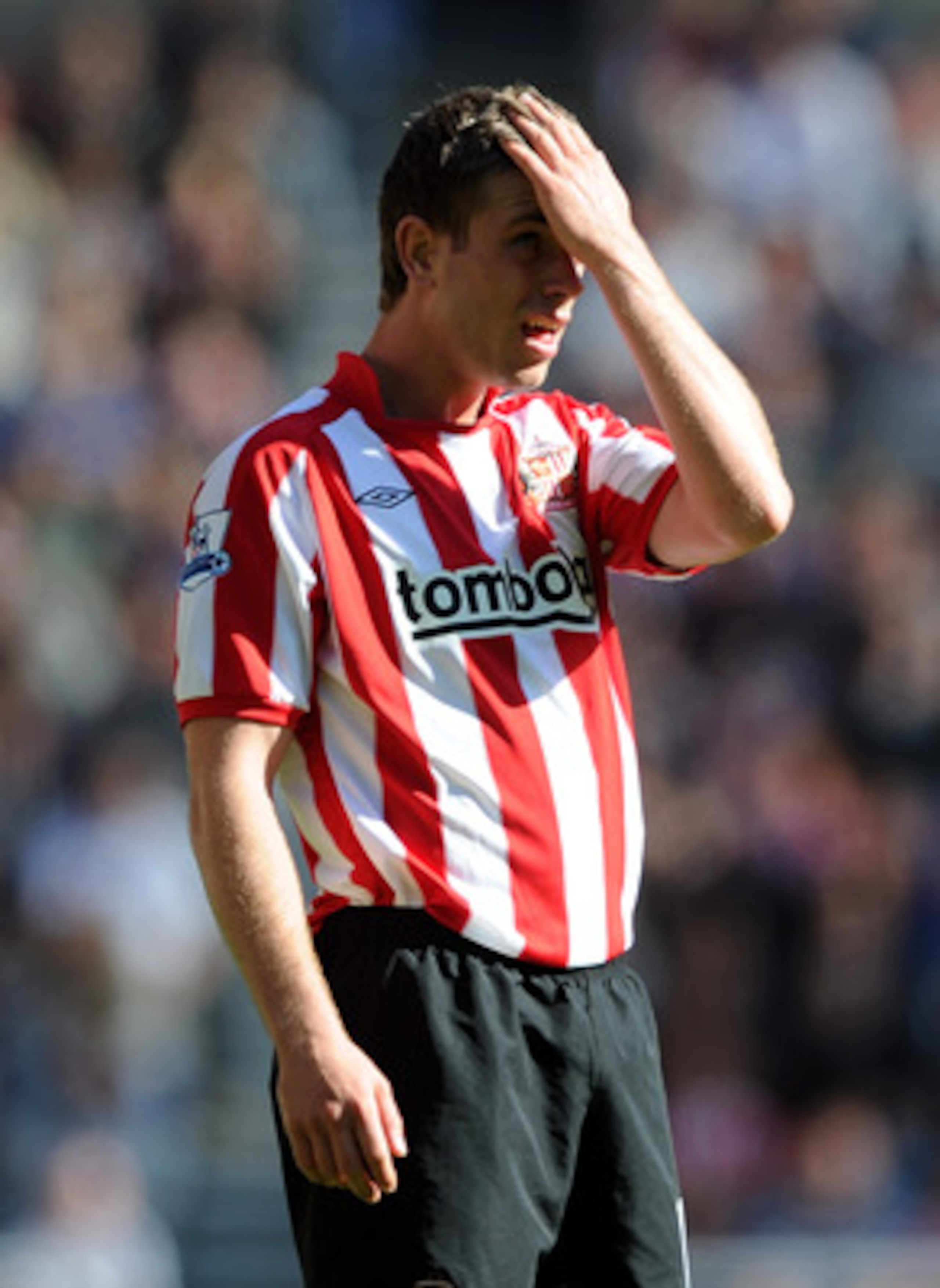 SUNDERLAND, ENGLAND - APRIL 30:  Jordan Henderson of Sunderland looks dejected during the Barclays Premier League match between Sunderland and Fulham at Stadium of Light on April 30, 2011 in Sunderland, England.  (Photo by Chris Brunskill/Getty Images)