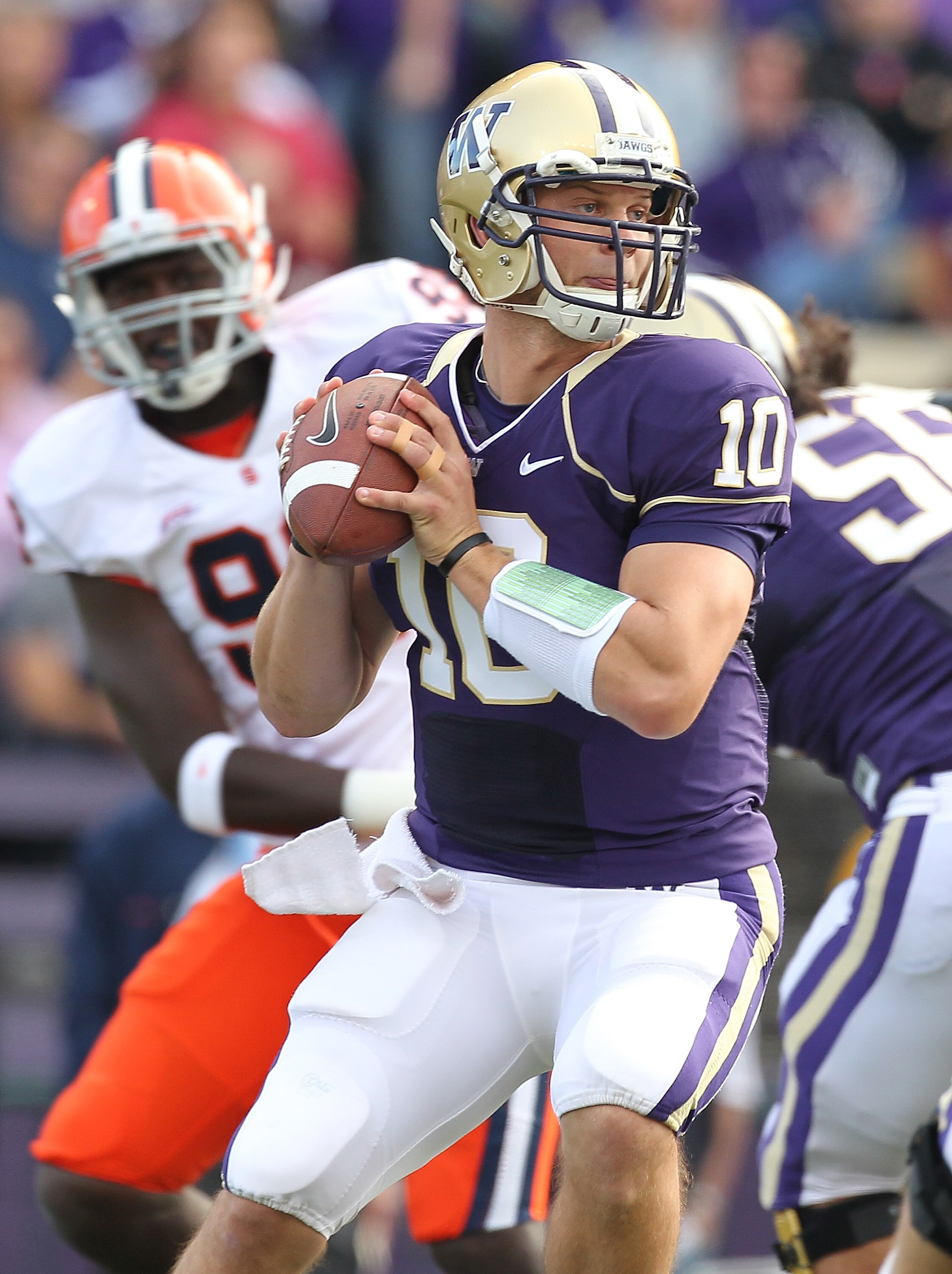 SEATTLE - SEPTEMBER 11:  Quarterback Jake Locker #10 of the Washington Huskies passes against the Syracuse Orange on September 11, 2010 at Husky Stadium in Seattle, Washington. The Huskies defeated the Orange 41-20. (Photo by Otto Greule Jr/Getty Images)