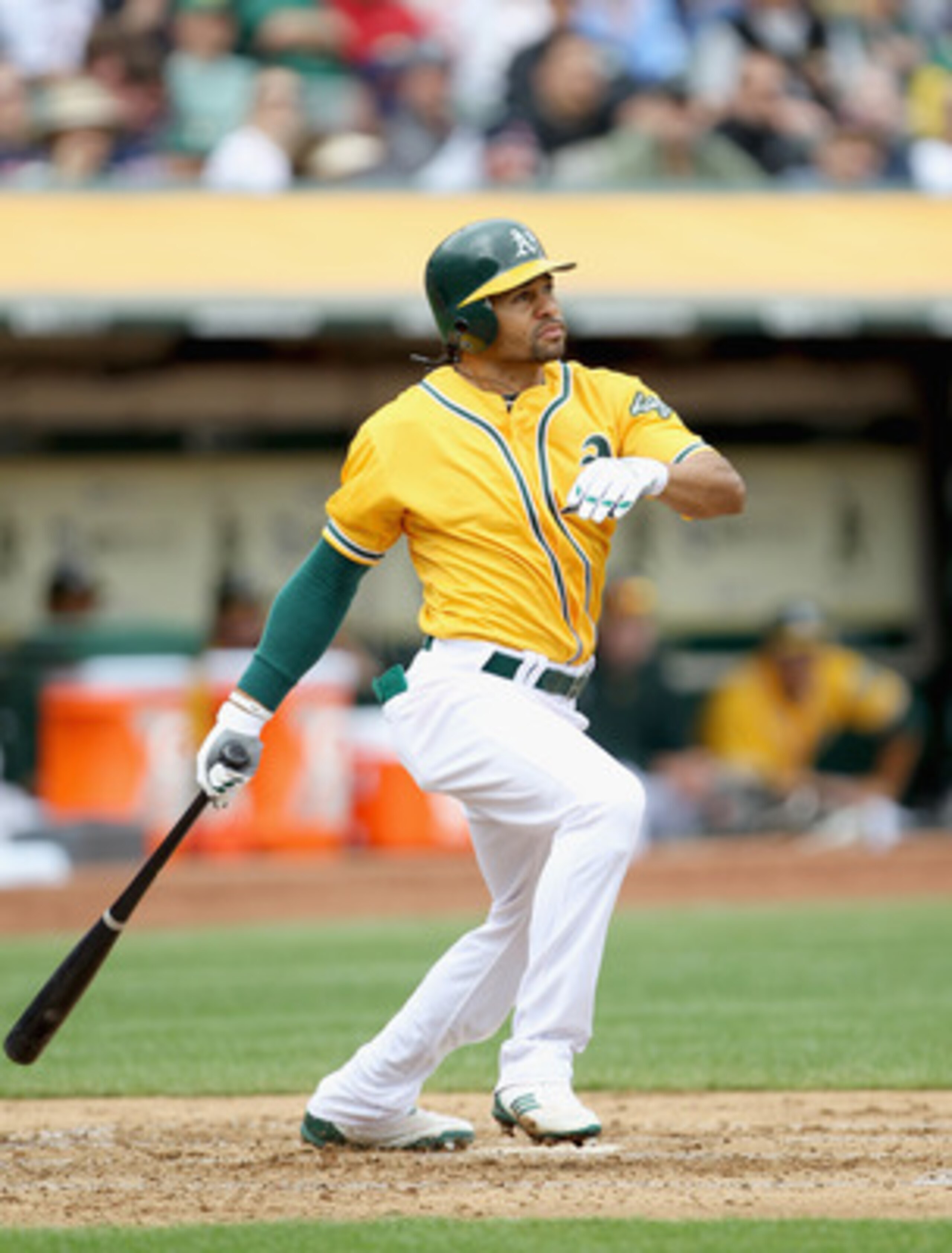 OAKLAND, CA - APRIL 20:  Coco Crisp #4 of the Oakland Athletics in action against the Boston Red Sox at Oakland-Alameda County Coliseum on April 20, 2011 in Oakland, California.  (Photo by Ezra Shaw/Getty Images)