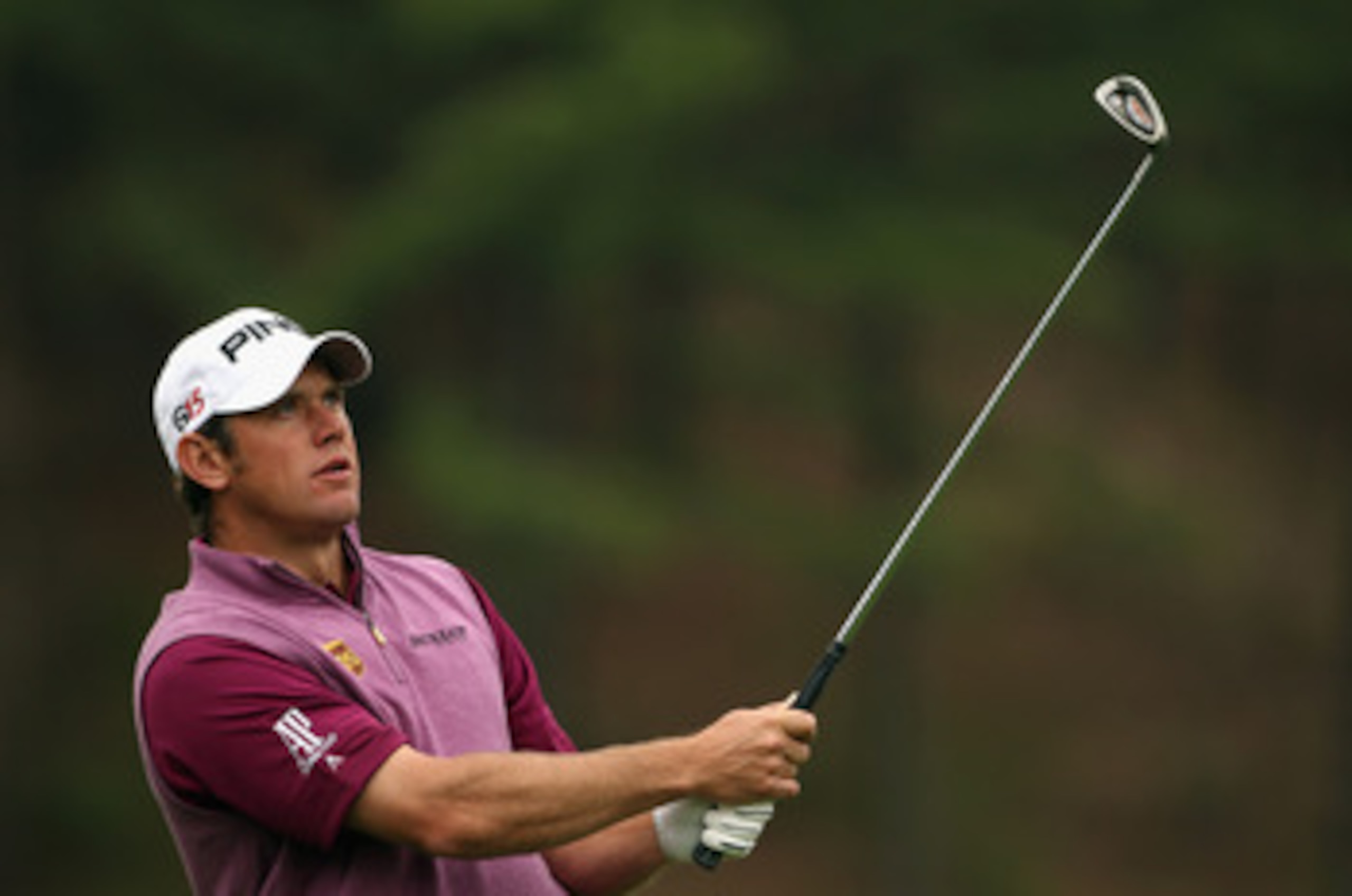 ICHEON, SOUTH KOREA - APRIL 29:  Lee Westwood of England in action during the second round of the Ballantine's Championship at Blackstone Golf Club on April 29, 2011 in Icheon, South Korea.  (Photo by Andrew Redington/Getty Images)