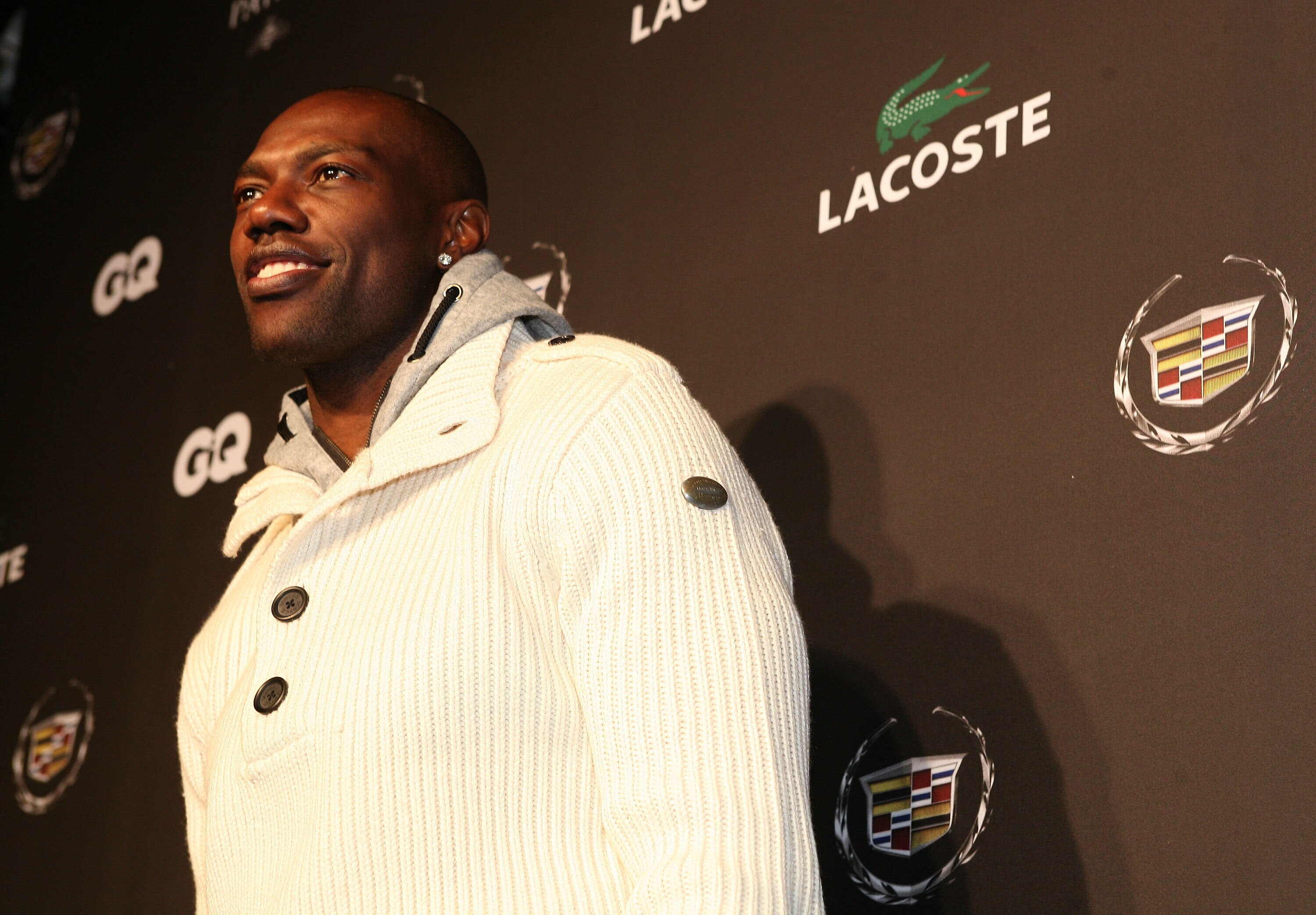 DALLAS, TX - FEBRUARY 04: NFL player Terrell Owens attends GQ, Cadillac, Lacoste and Patron Tequila Celebrating the Coolest Athletes and the Big Game hosted by Andy Roddick at Hickory Street Annex on February 4, 2011 in Dallas, Texas. (Photo by Christophe DALLAS, TX - FEBRUARY 04: NFL player Terrell Owens attends GQ, Cadillac, Lacoste and Patron Tequila Celebrating the Coolest Athletes and the Big Game hosted by Andy Roddick at Hickory Street Annex on February 4, 2011 in Dallas, Texas. (Photo by Christophe