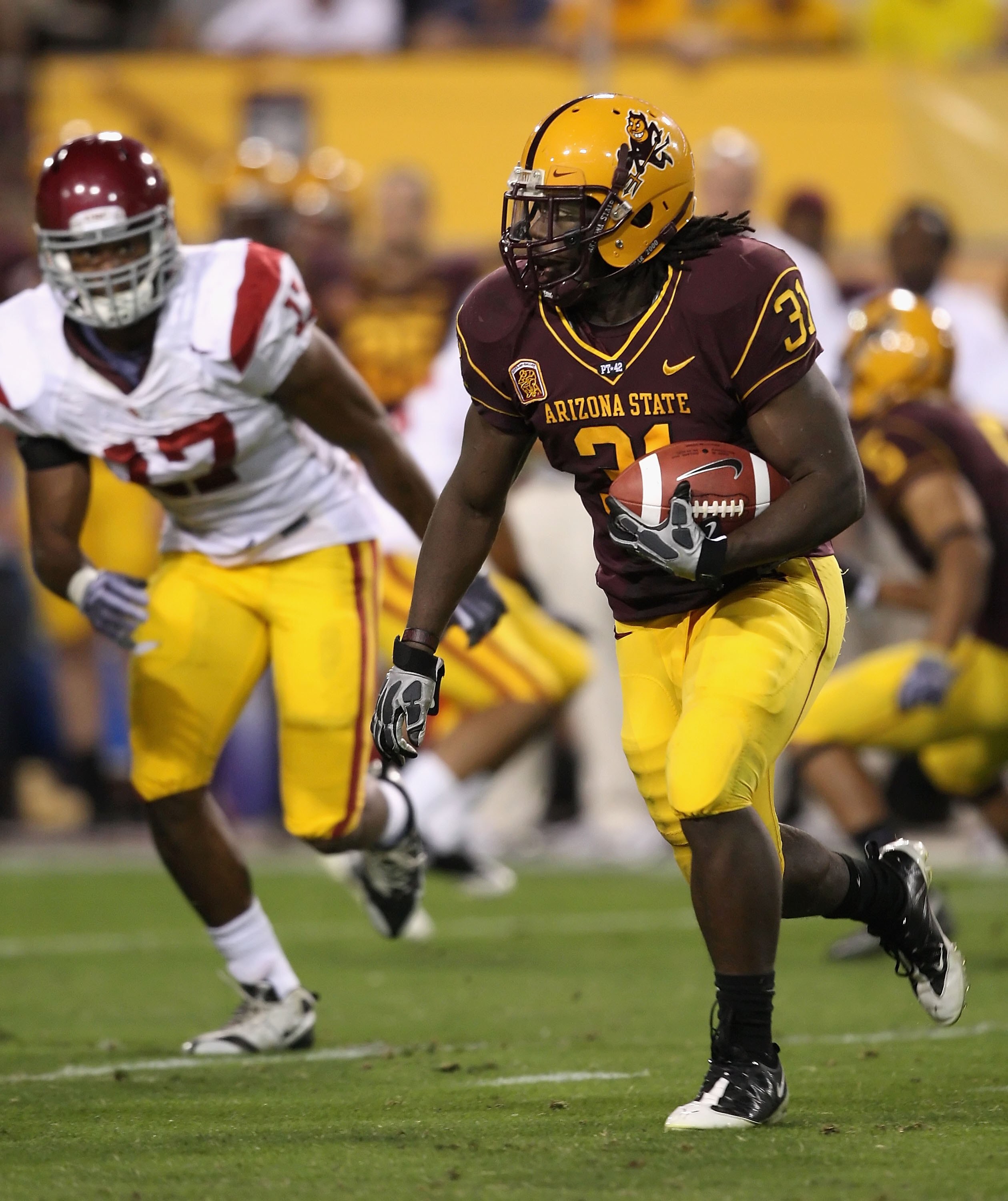 TEMPE, AZ - NOVEMBER 07:  Runningback Dimitri Nance #31 of the Arizona State Sun Devils rushes the football against the USC Trojans during the college football game at Sun Devil Stadium on November 7, 2009 in Tempe, Arizona. The Trojans defeated the Devil