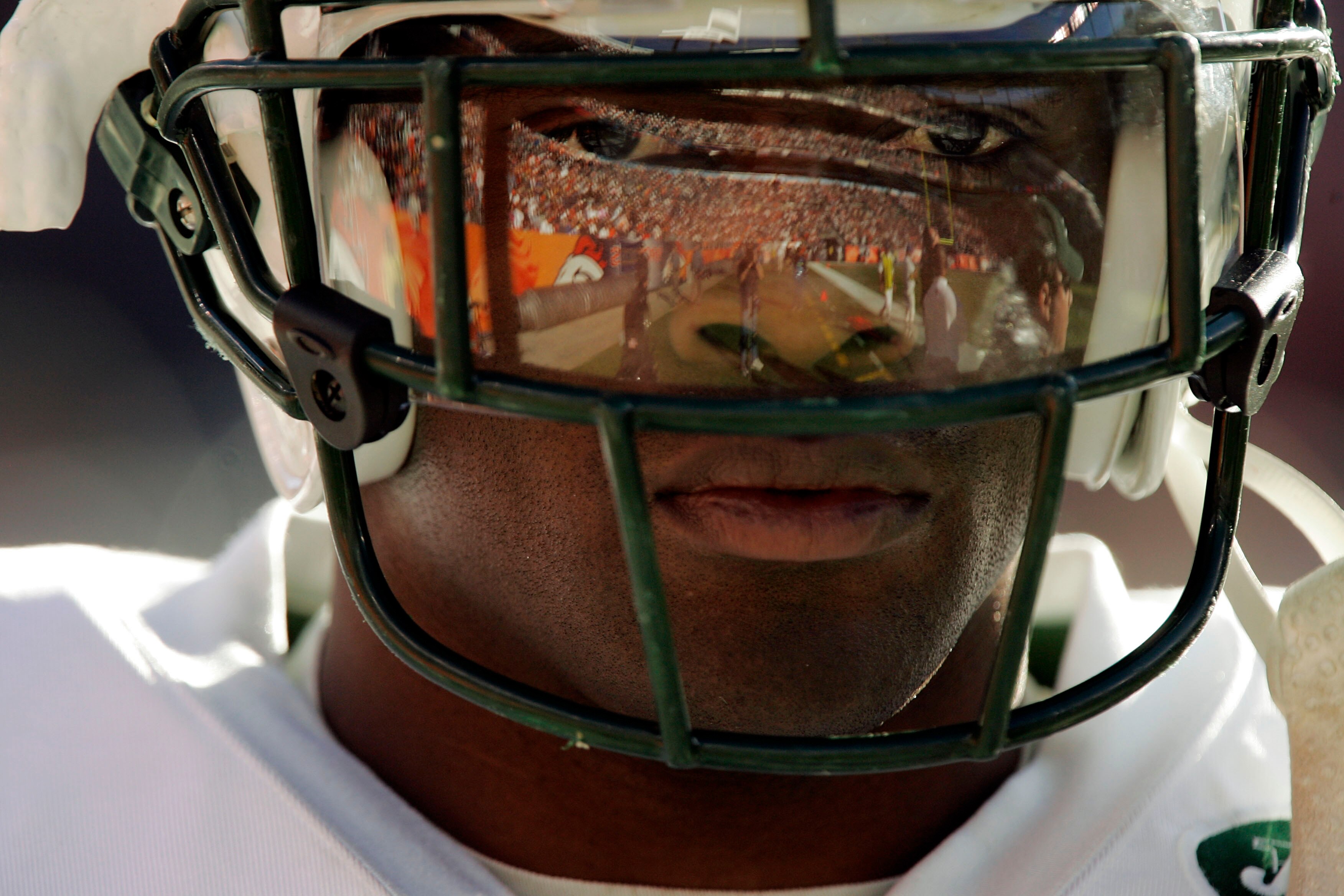 DENVER - NOVEMBER 20:  Running back Curtis Martin #28 of the New York Jets paces the sideline at the start of a game against the Denver Broncos on November 20, 2005 at Invesco Field at Mile High in Denver, Colorado.  The Broncos won 27-0.  (Photo by Brian