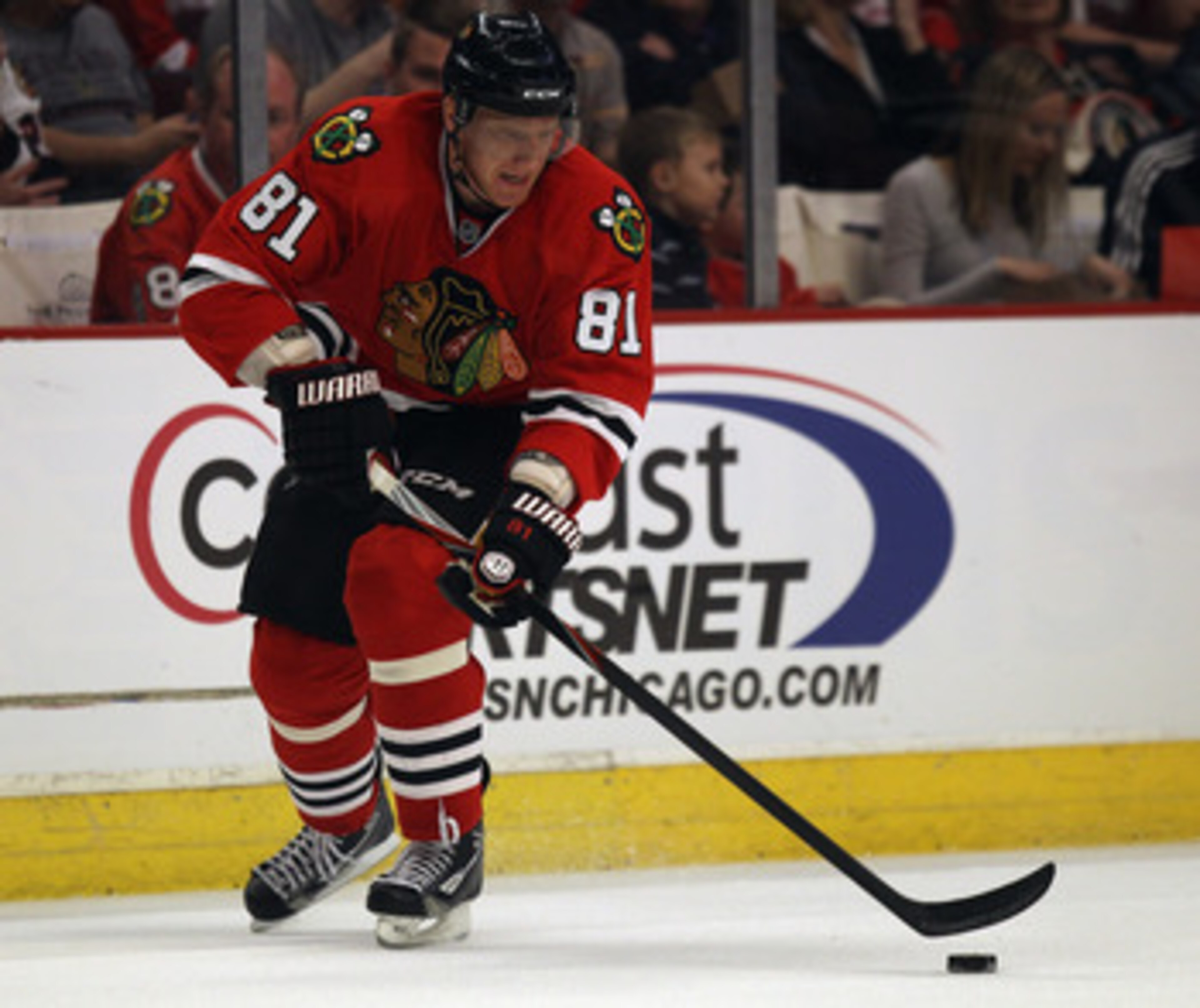 CHICAGO, IL - APRIL 10: Marian Hossa #81 of the Chicago Blackhawks controls the puck against the Detroit Red Wings at the United Center on April 10, 2011 in Chicago, Illinois. The Red Wings defeated the Blackhawks 4-3. (Photo by Jonathan Daniel/Getty Imag