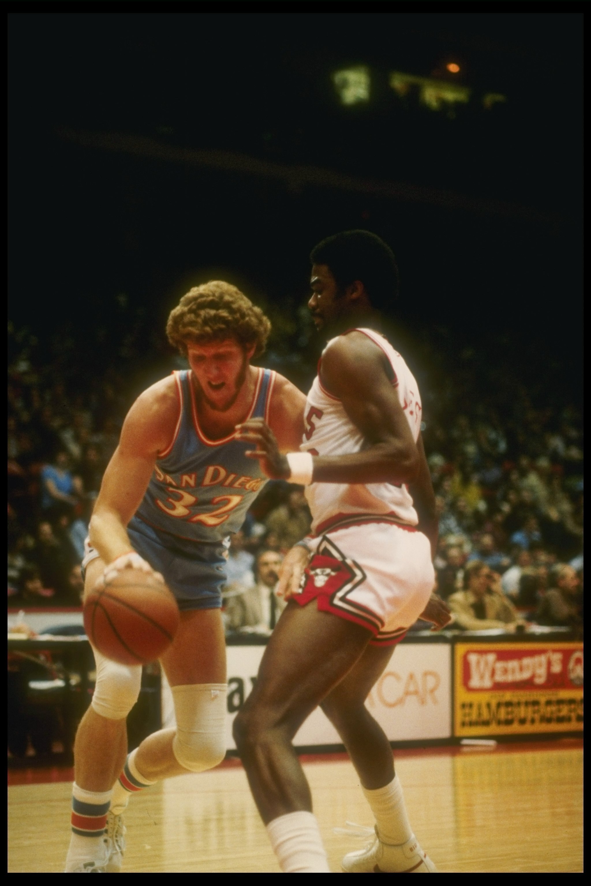 Feb 1980:  Center Bill Walton of the San Diego Clippers moves the ball during a game against the Chicago Bulls at the Sports Arena in San Diego, California. Mandatory Credit: Stephen Dunn  /Allsport