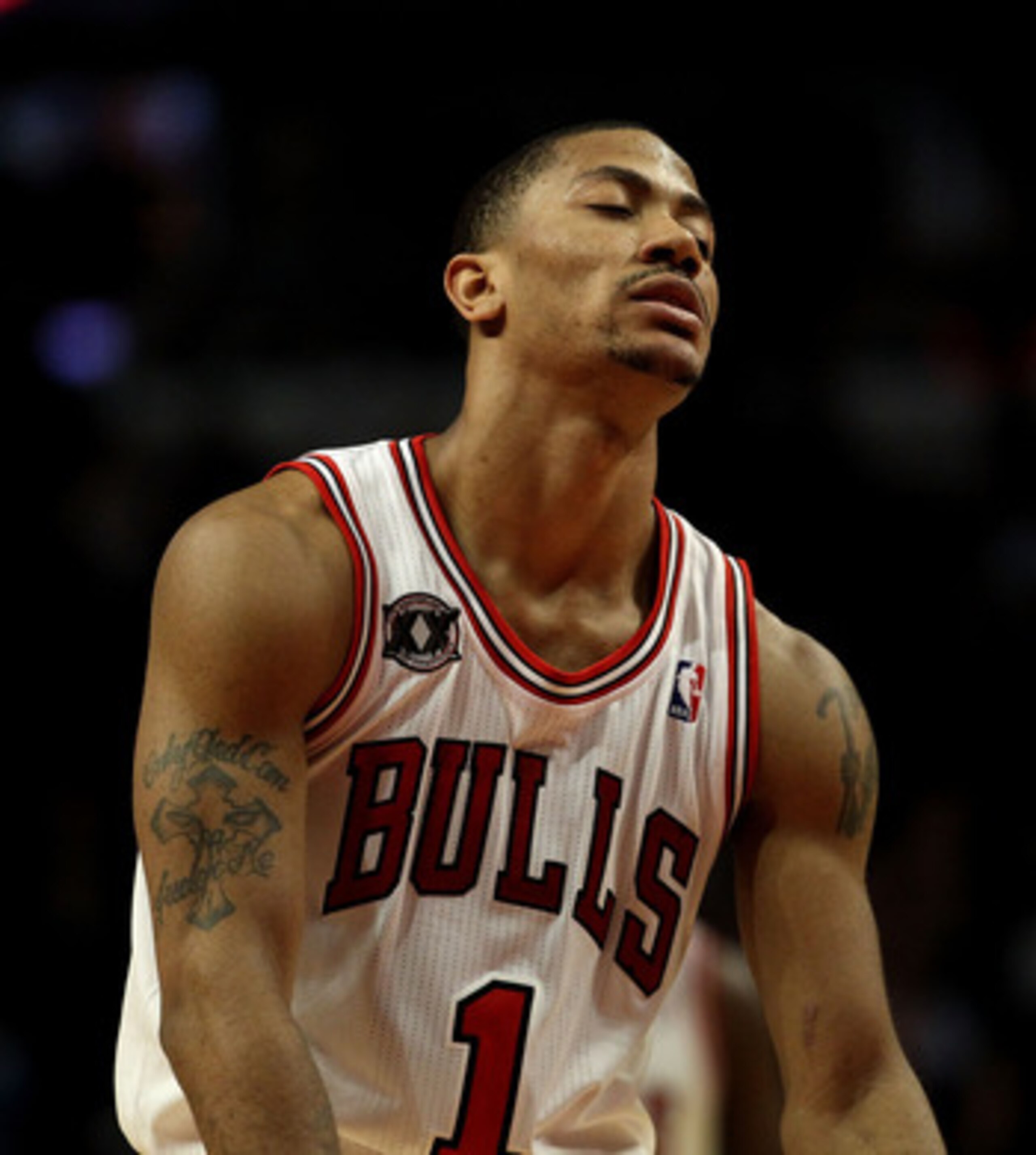 CHICAGO, IL - MARCH 25: Derrick Rose #1 of the Chicago Bulls reacts after a foul call against the Memphis Grizzlies at the United Center on March 25, 2011 in Chicago, Illinois. The Bulls defeated the Grizzlies 99-96. NOTE TO USER: User expressly acknowled