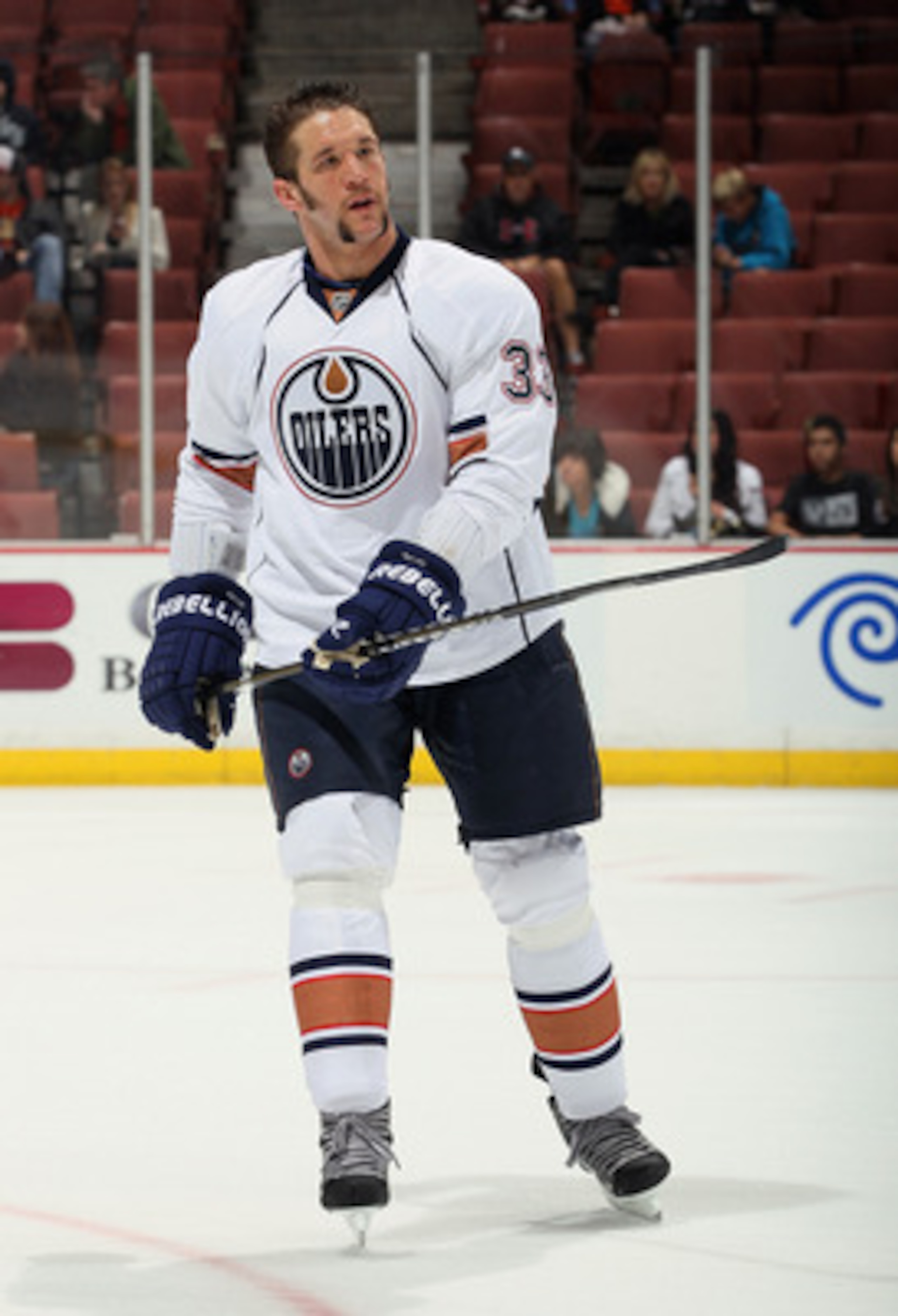 ANAHEIM, CA - NOVEMBER 21:  Steve MacIntyre #33 of the Edmonton Oilers skates prior to the start of the game against the Anaheim Ducks at the Honda Center on November 21, 2010 in Anaheim, California.  (Photo by Jeff Gross/Getty Images)