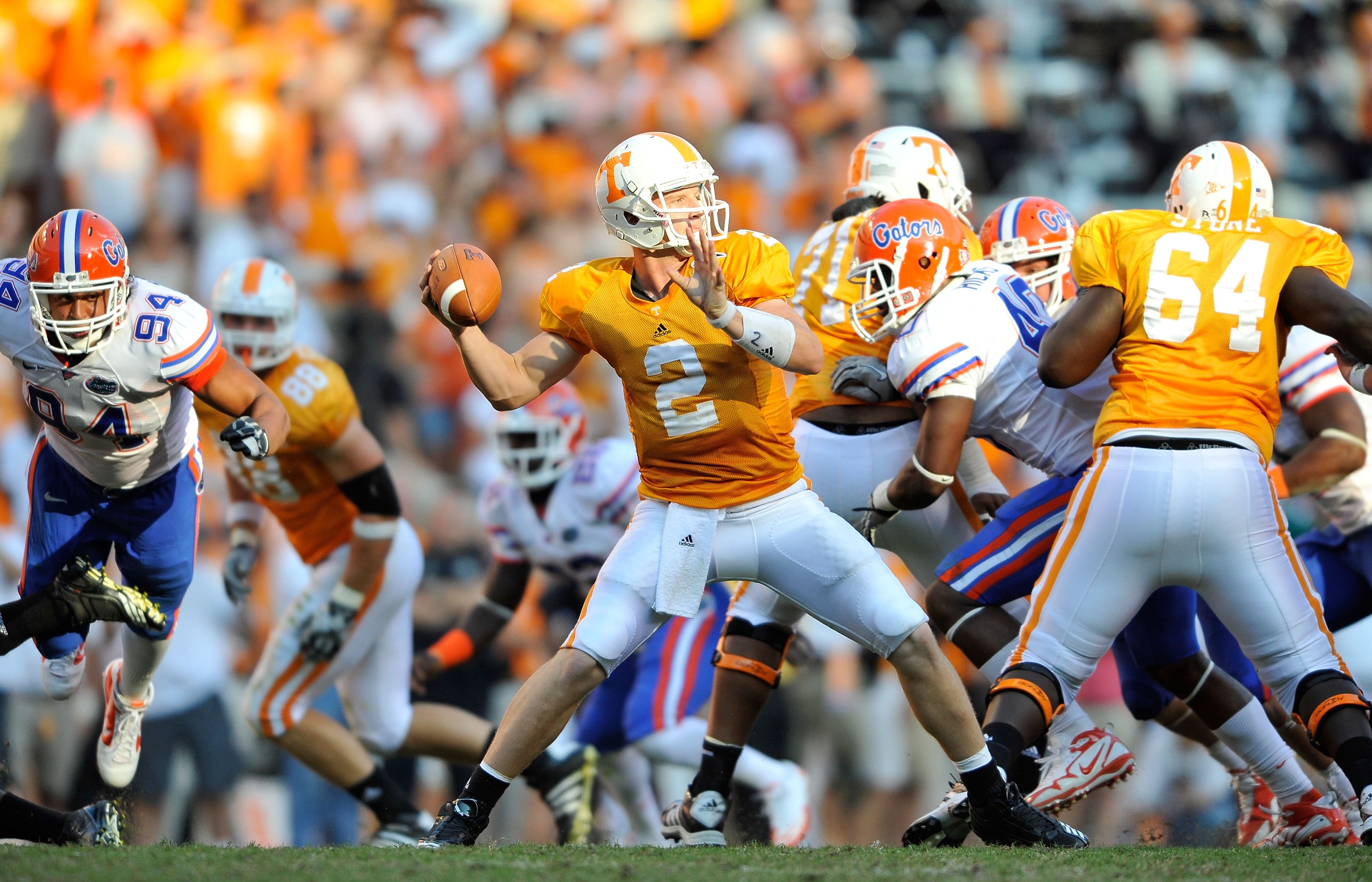 KNOXVILLE, TN - SEPTEMBER 18:  Quarterback Matt Simms #2 of the Tennessee Volunteers drops back to pass against the Florida Gators  at Neyland Stadium on September 18, 2010 in Knoxville, Tennessee. Florida won 31-17.  (Photo by Grant Halverson/Getty Image