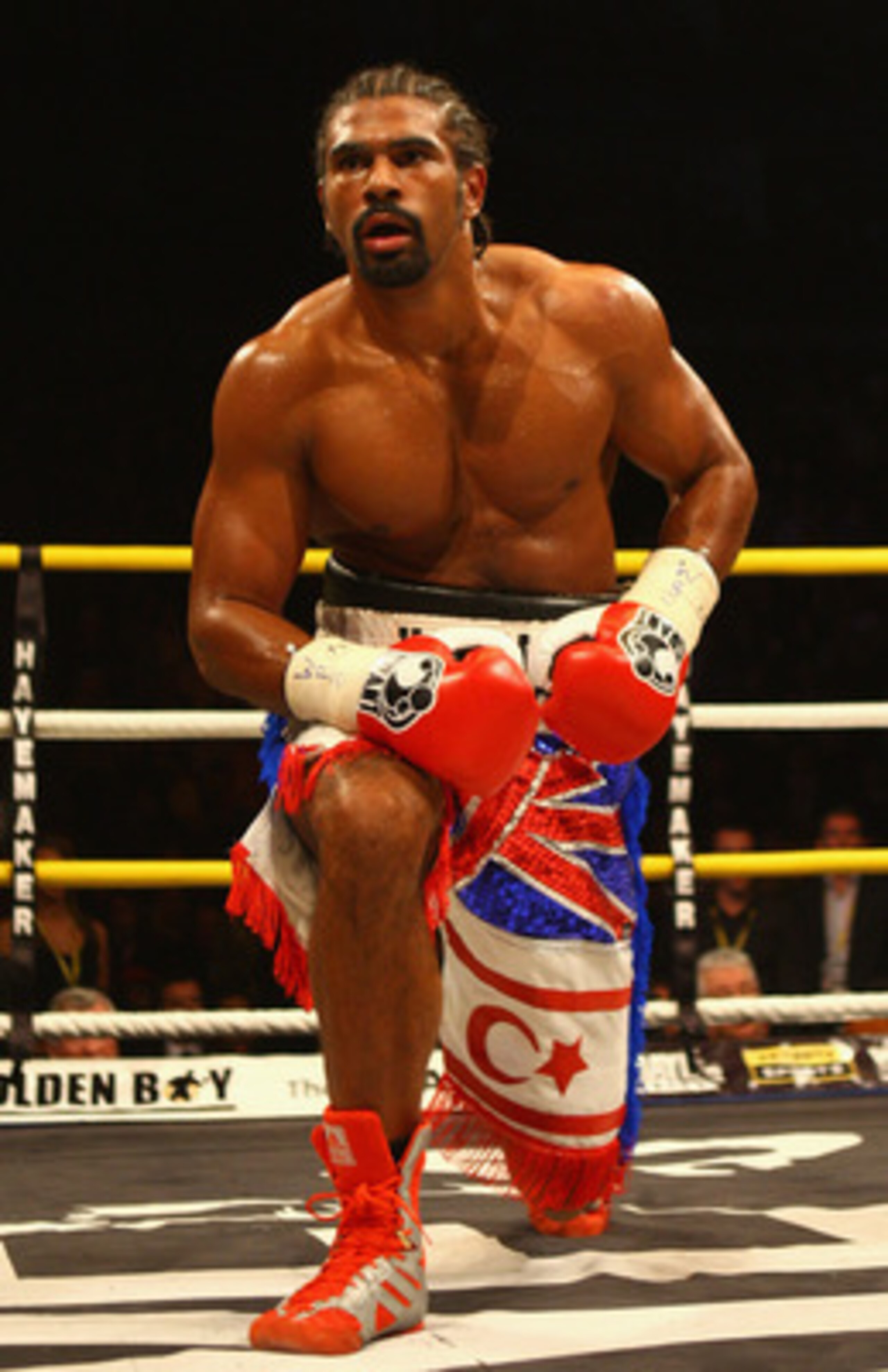 LONDON - NOVEMBER 15:  David Haye of Great Britain looks up during the heavyweight fight against Monte Barrett of United States at the O2 Centre on November 15, 2008 in London, England.  (Photo by Paul Gilham/Getty Images)
