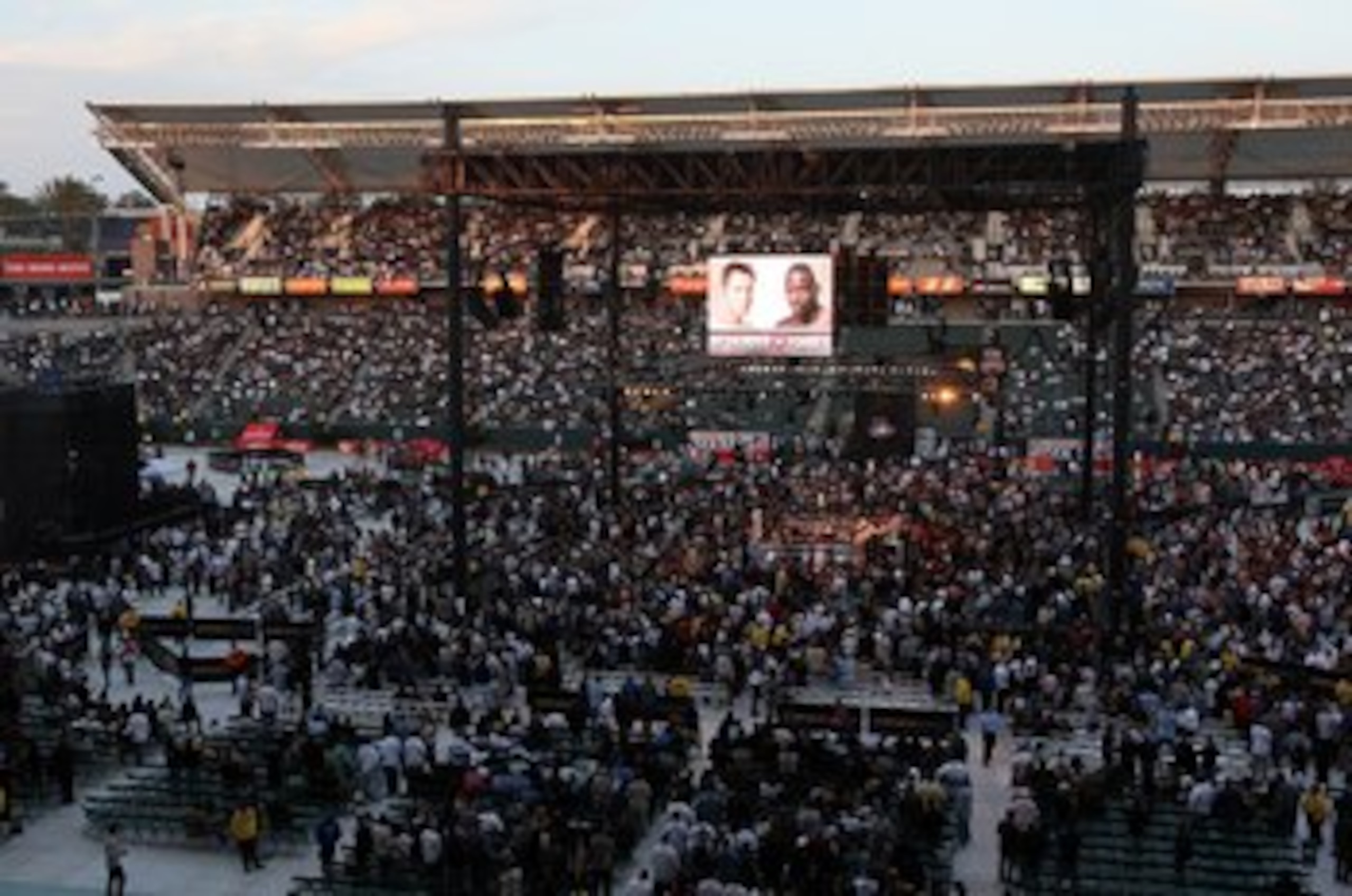 CARSON, CA - MAY 3:  A general view before the start of the Oscar De La Hoya and Steve Forbes junior middleweight bout at the Home Depot Center on May 3, 2008 in Carson, California.  De La Hoya won in a 12 round unanimous decision. (Photo by Stephen Dunn/