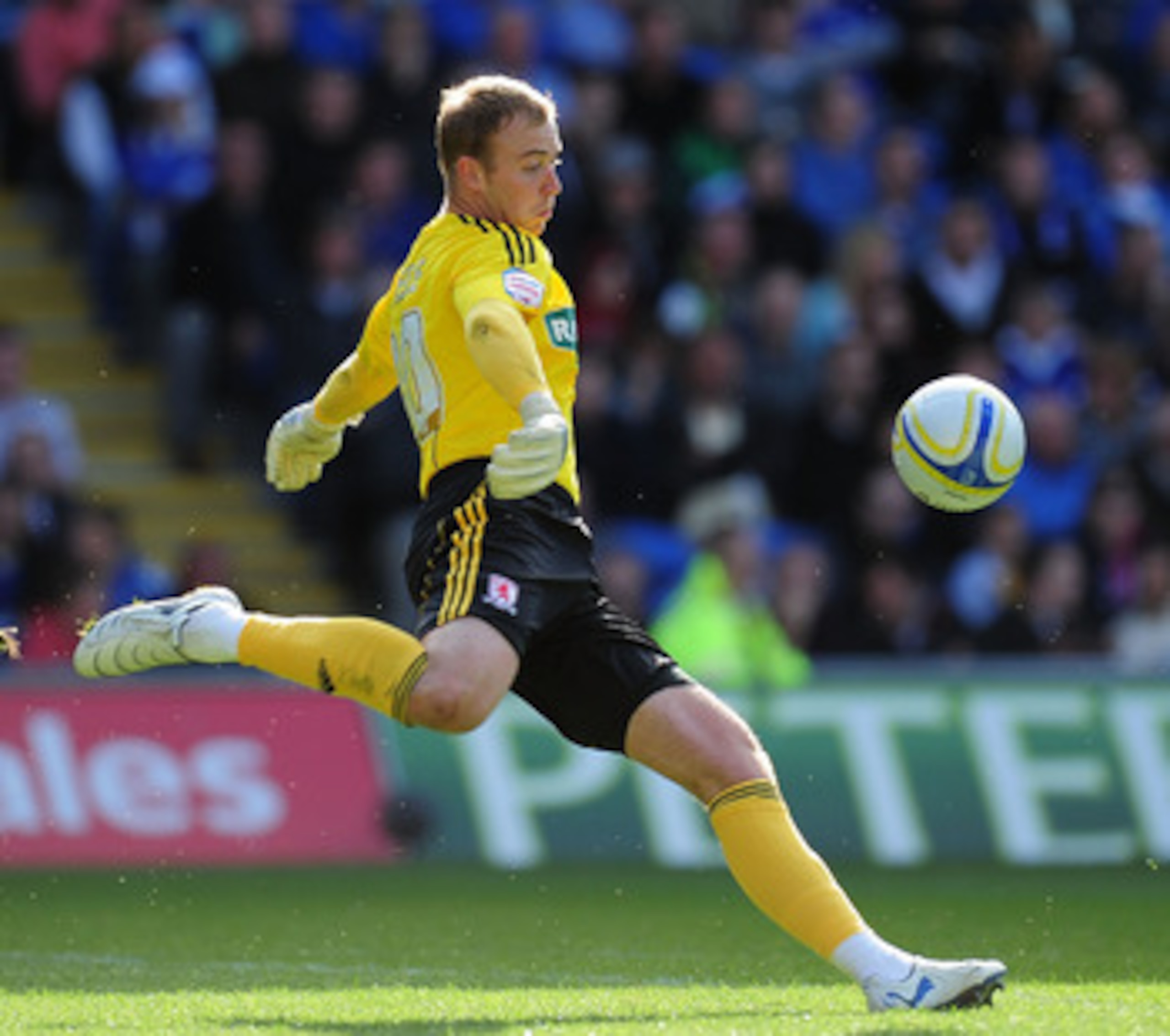 CARDIFF, WALES - MAY 02:  Middlesbrough keeper Jason Steele in action  during the npower Championship game between Cardiff City and Middlesbrough at Cardiff City Stadium on May 2, 2011 in Cardiff, Wales.  (Photo by Stu Forster/Getty Images)