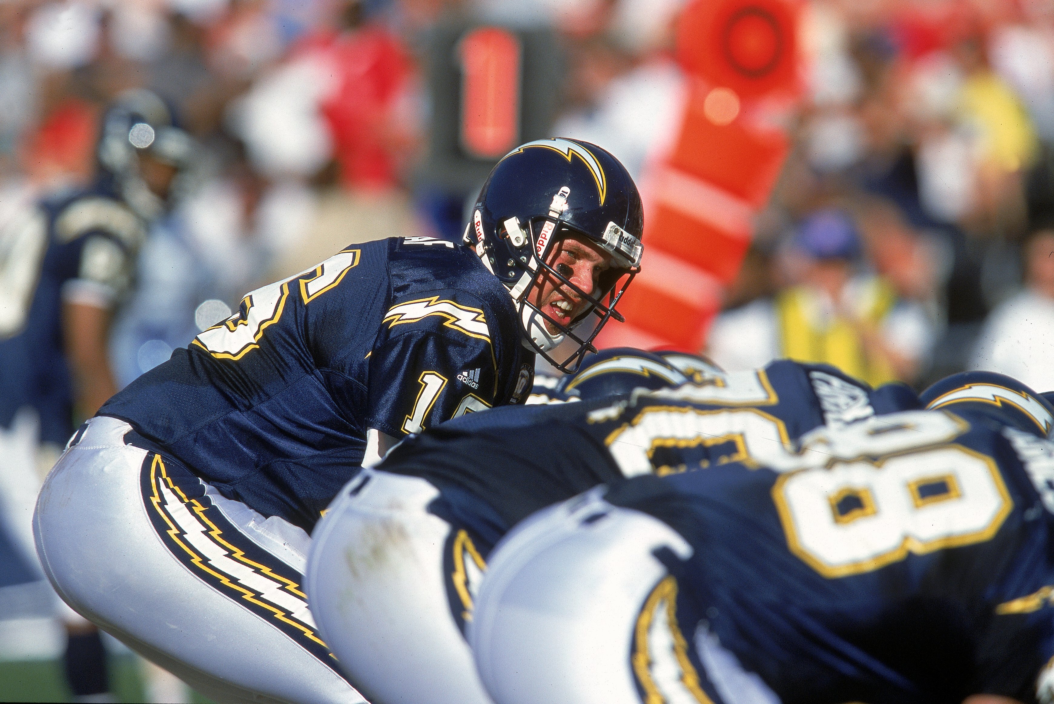 26 Nov 2000: Ryan Leaf #16 of the San Diego Chargers looks down the line of scrimmage during the game against the Kansas City Chiefs at the Qualcomm Stadium in San Diego, California. The Chargers defeated the Chiefs 17-16.Mandatory Credit: Stephen Dunn  /