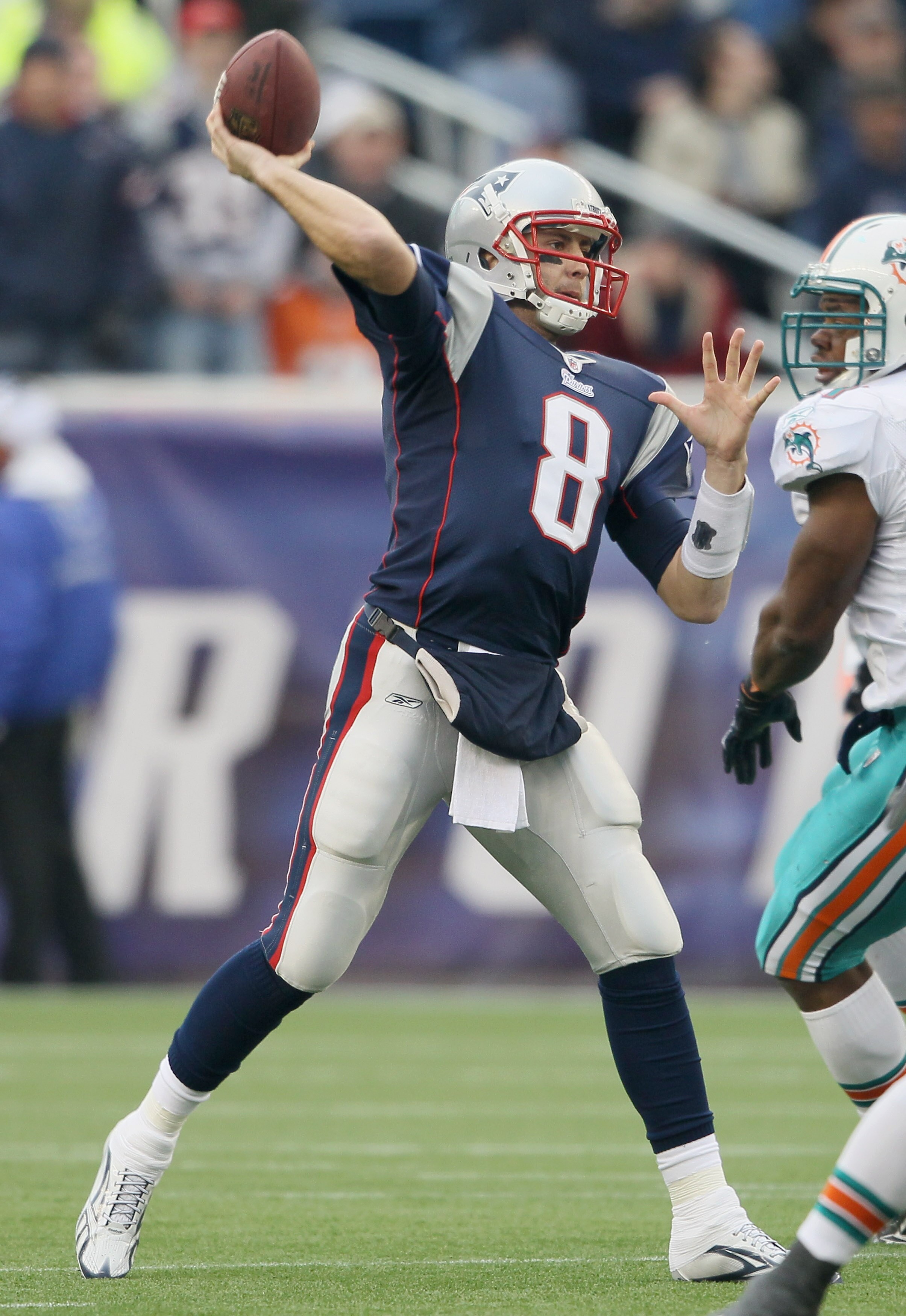 FOXBORO, MA - JANUARY 02:  Brian Hoyer #8 of the New England Patriots passes the ball in the third quarter against the Miami Dolphins on January 2, 2011 at Gillette Stadium in Foxboro, Massachusetts.  (Photo by Elsa/Getty Images)