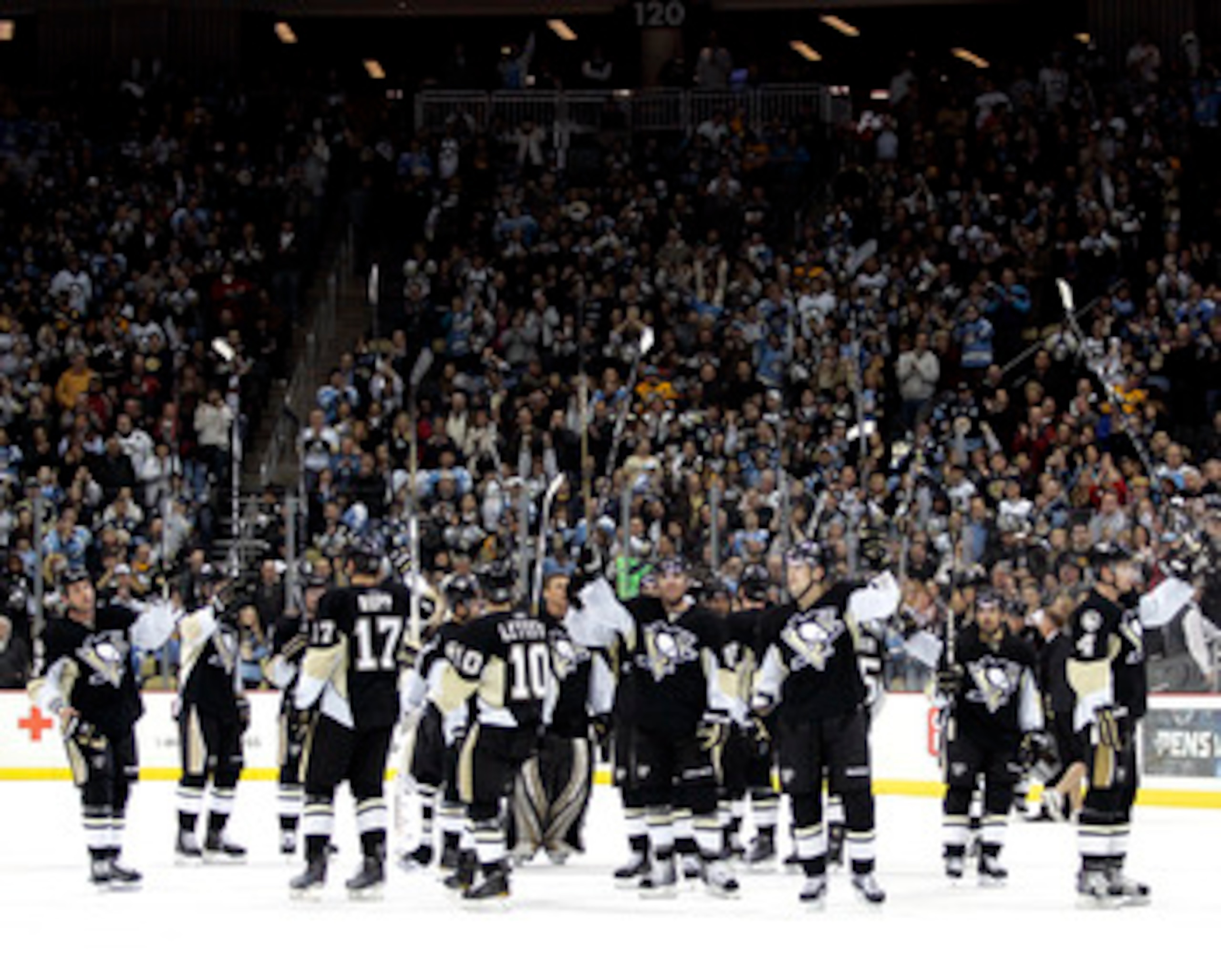 PITTSBURGH, PA - APRIL 05: The Pittsburgh Penguins salute their fans after the final regular season game at Consol Energy Center on April 5, 2011 in Pittsburgh, Pennsylvania. The Penguins defeated the Devils 4-2. (Photo by Justin K. Aller/Getty Images) PITTSBURGH, PA - APRIL 05: The Pittsburgh Penguins salute their fans after the final regular season game at Consol Energy Center on April 5, 2011 in Pittsburgh, Pennsylvania. The Penguins defeated the Devils 4-2. (Photo by Justin K. Aller/Getty Images)