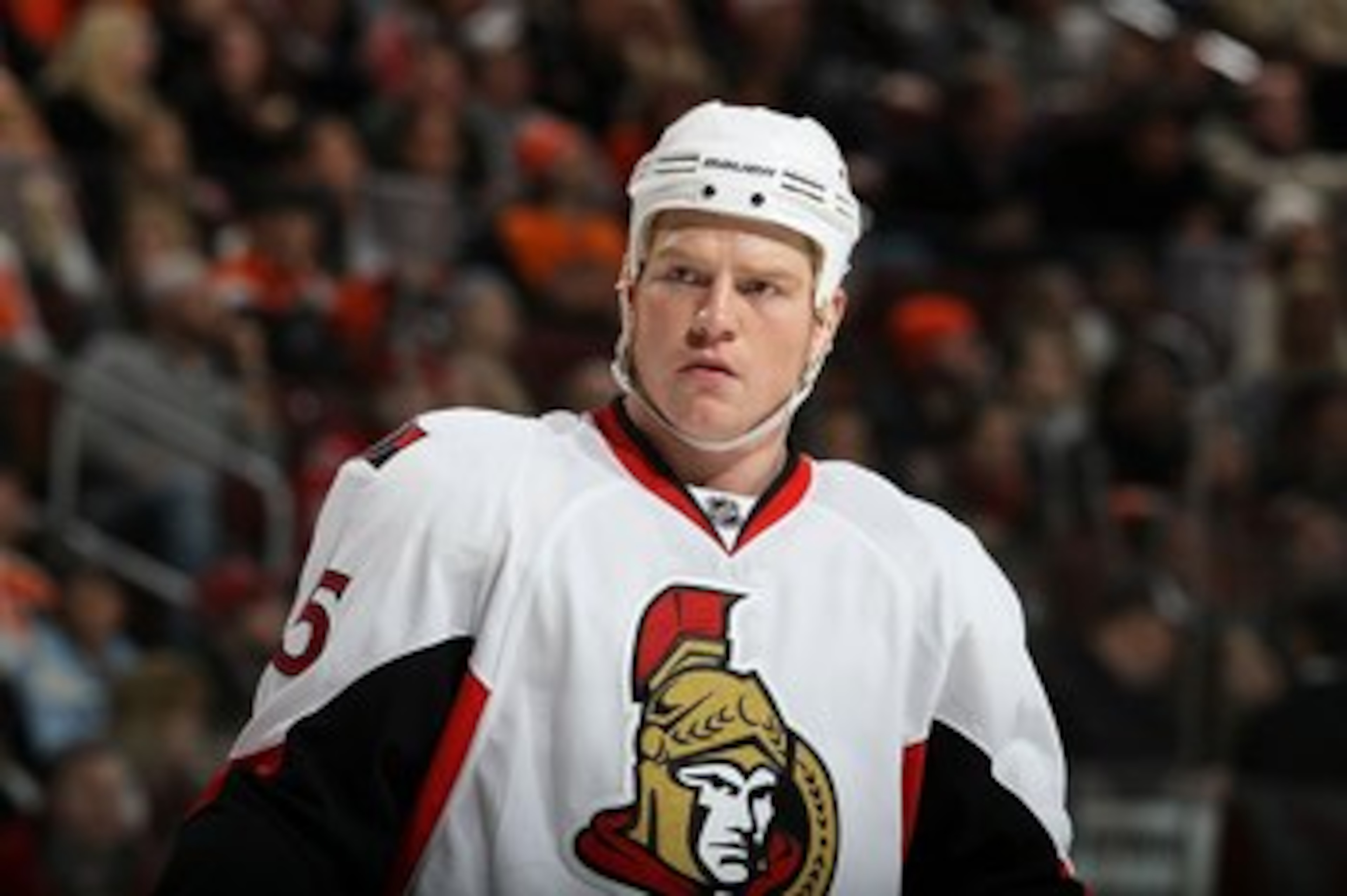 PHILADELPHIA, PA - JANUARY 20:  Chris Neil #25 of the Ottawa Senators skates against the Philadelphia Flyers on January 20, 2011 at Wells Fargo Center in Philadelphia, Pennsylvania.  (Photo by Jim McIsaac/Getty Images)