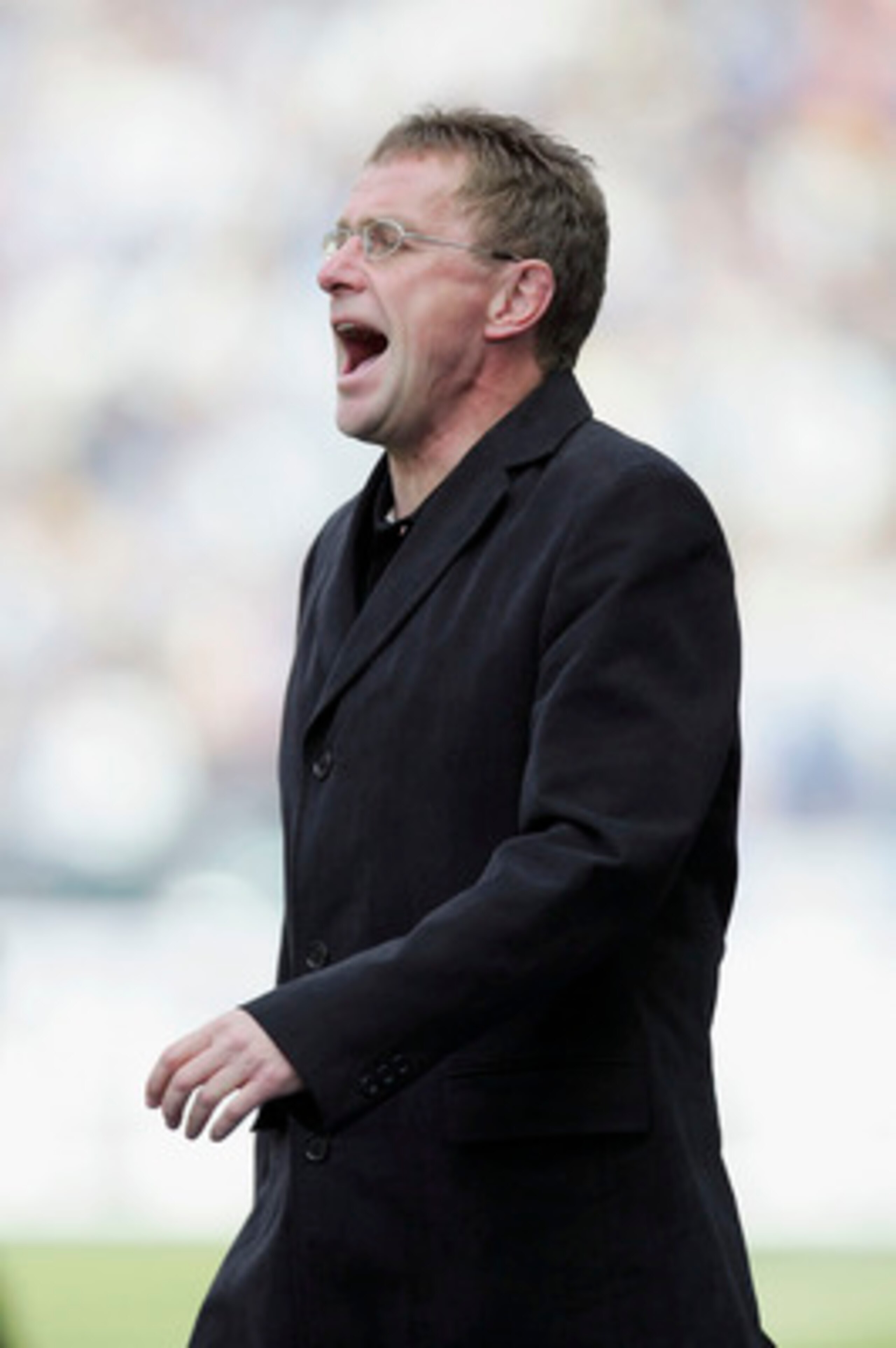 BERLIN - APRIL 23:  Ralf Ragnick, Trainer of Schalke during The Bundesliga Match between Hertha Berlin and FC Schalke 04 at The Olympic Stadium on April 23, 2005 in Berlin, Germany.  (Photo by Stuart Franklin/Getty Images)