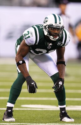 EAST RUTHERFORD, NJ - AUGUST 27:  Antonio Cromartie #31 of the New York Jets in action against the Washington Redskins  during their preseason game on August 27, 2010 at the New Meadowlands Stadium  in East Rutherford, New Jersey.  (Photo by Al Bello/Gett