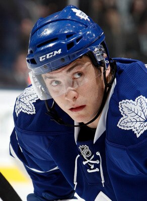 TORONTO, CANADA - FEBRUARY 26: Tyler Bozak #42 of the Toronto Maple Leafs prepares for a faceoff during the game against the Pittsburgh Penguins at the Air Canada Centre February 26, 2011 in Toronto, Ontario, Canada. (Photo by Abelimages/Getty Images)