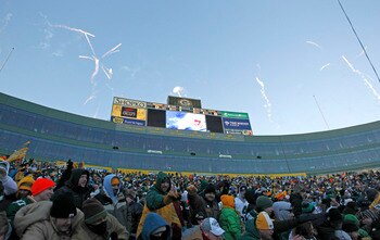 GREEN BAY, WI - FEBRUARY 08:  Fireworks are shot off over Lambeau Field following the Packers victory ceremony on February 8, 2011 in Green Bay, Wisconsin.  (Photo by Matt Ludtke/Getty Images)