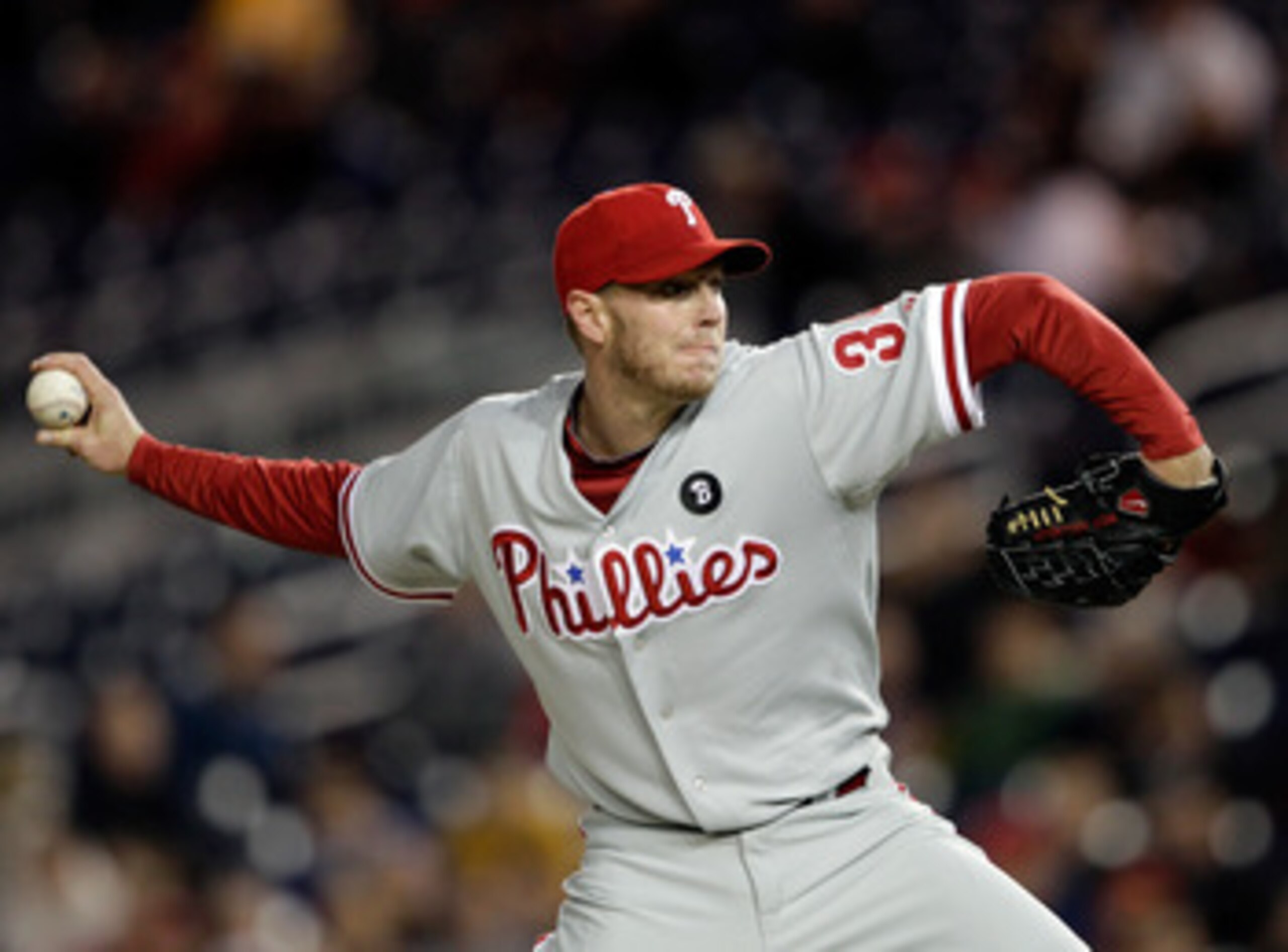 WASHINGTON, DC - APRIL 13:  Roy Halladay #34 of the Philadelphia Phillies delivers to a Washington Nationals batter during the third inning at Nationals Park on April 13, 2011 in Washington, DC.  (Photo by Rob Carr/Getty Images)