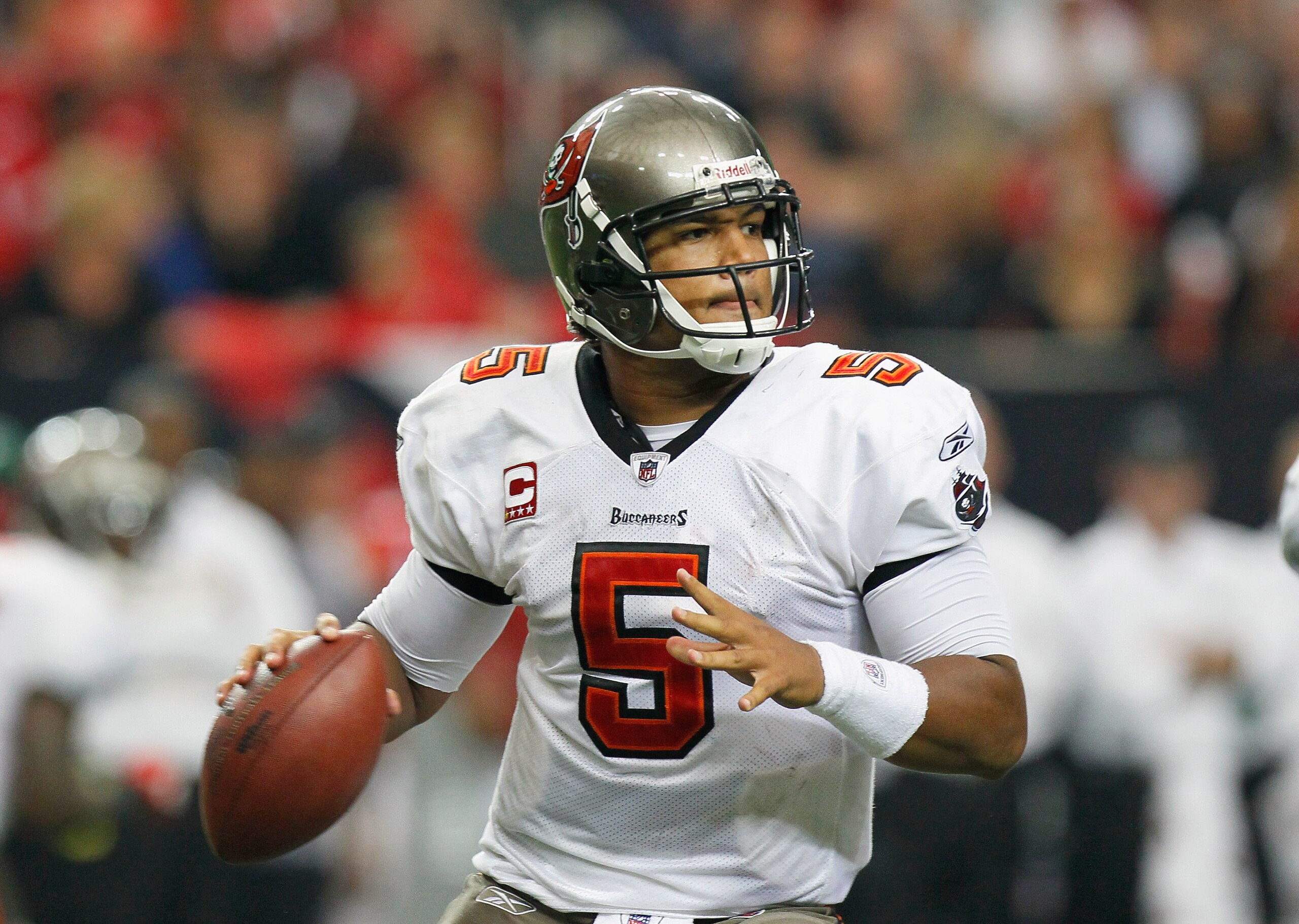 ATLANTA - NOVEMBER 07:  Quarterback Josh Freeman #5 of the Tampa Bay Buccaneers against the Atlanta Falcons at Georgia Dome on November 7, 2010 in Atlanta, Georgia.  (Photo by Kevin C. Cox/Getty Images)