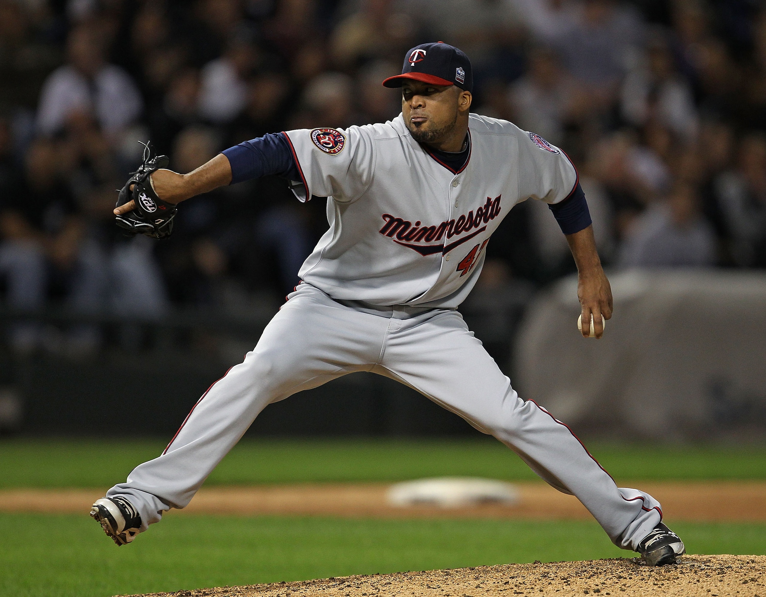 CHICAGO - SEPTEMBER 14: Starting pitcher Francisco Liriano #47 of the Minnesota Twins delivers the ball against the Chicago White Sox at U.S. Cellular Field on September 14, 2010 in Chicago, Illinois. (Photo by Jonathan Daniel/Getty Images) CHICAGO - SEPTEMBER 14: Starting pitcher Francisco Liriano #47 of the Minnesota Twins delivers the ball against the Chicago White Sox at U.S. Cellular Field on September 14, 2010 in Chicago, Illinois. (Photo by Jonathan Daniel/Getty Images)