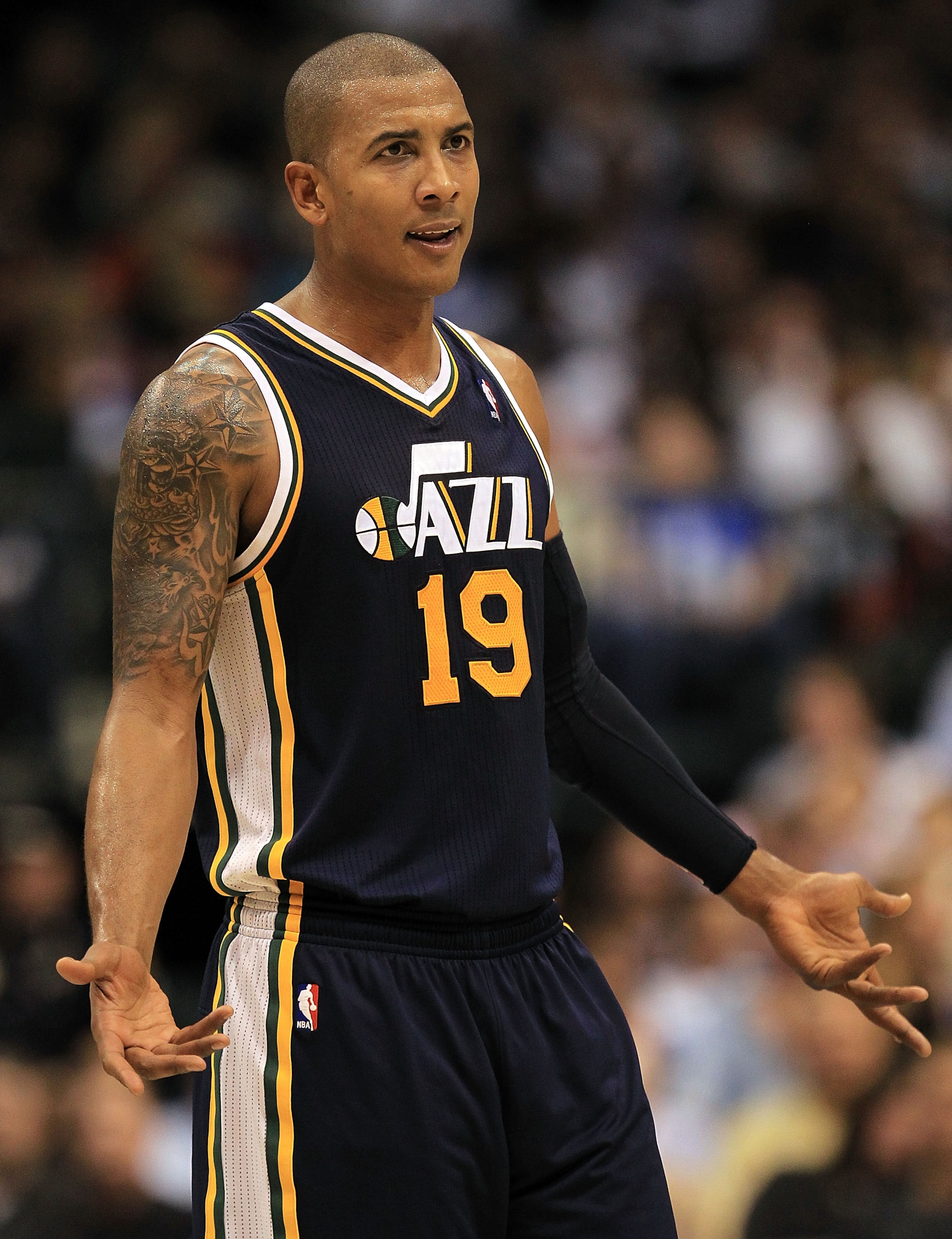 DALLAS, TX - FEBRUARY 23:  Guard Raja Bell #19 of the Utah Jazz at American Airlines Center on February 23, 2011 in Dallas, Texas.  NOTE TO USER: User expressly acknowledges and agrees that, by downloading and or using this photograph, User is consenting 