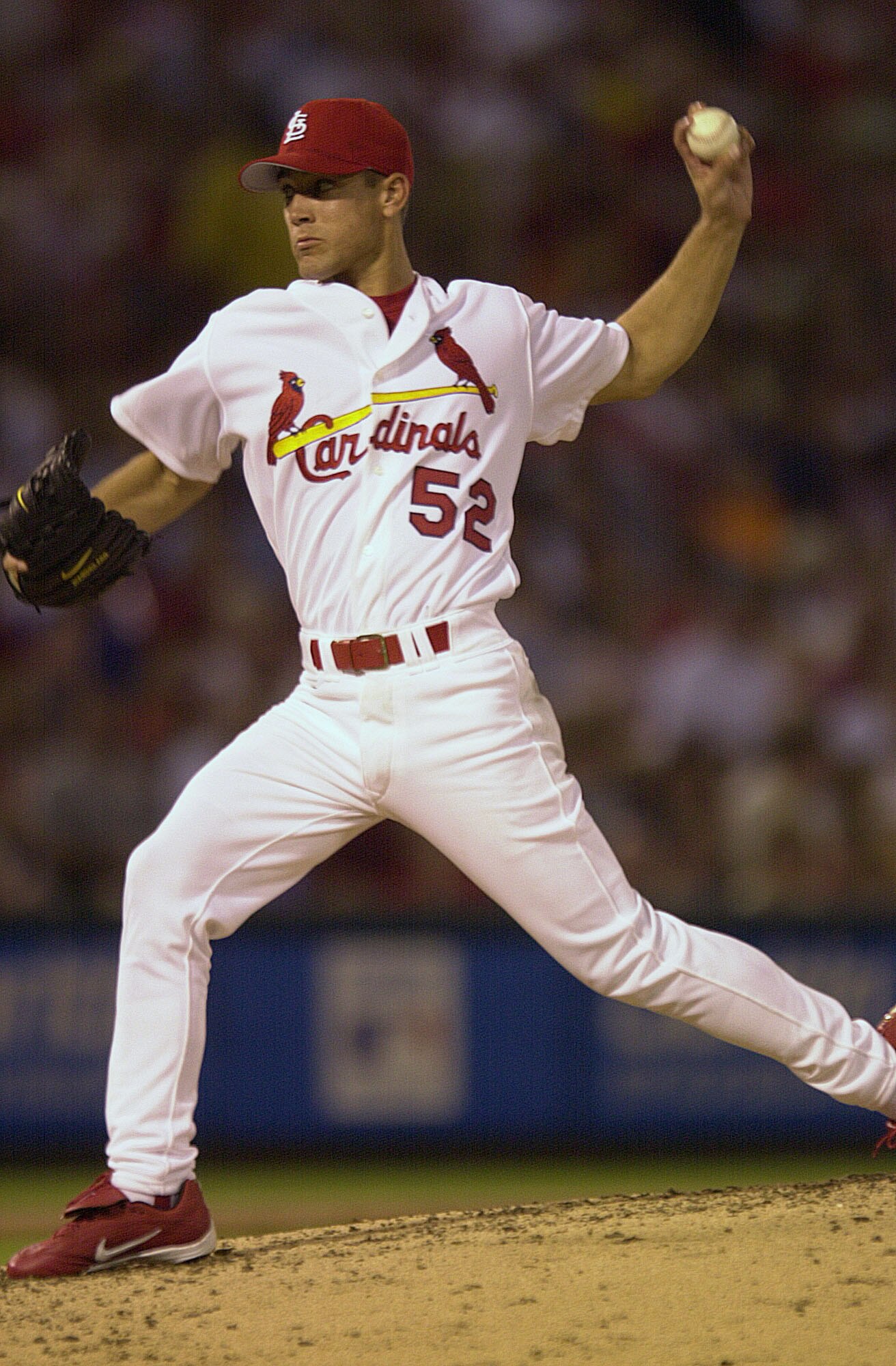 16 Jul 2001:  Bud Smith #52 of the St.Louis Cardinals delivers a pitch against the Minnesota Twins at Busch Stadium in St. Louis, Missouri. The St.Louis Cardinals beat the Minnesota Twins 4-3. DIGITAL IMAGE. Mandatory Credit: Elsa/ALLSPORT