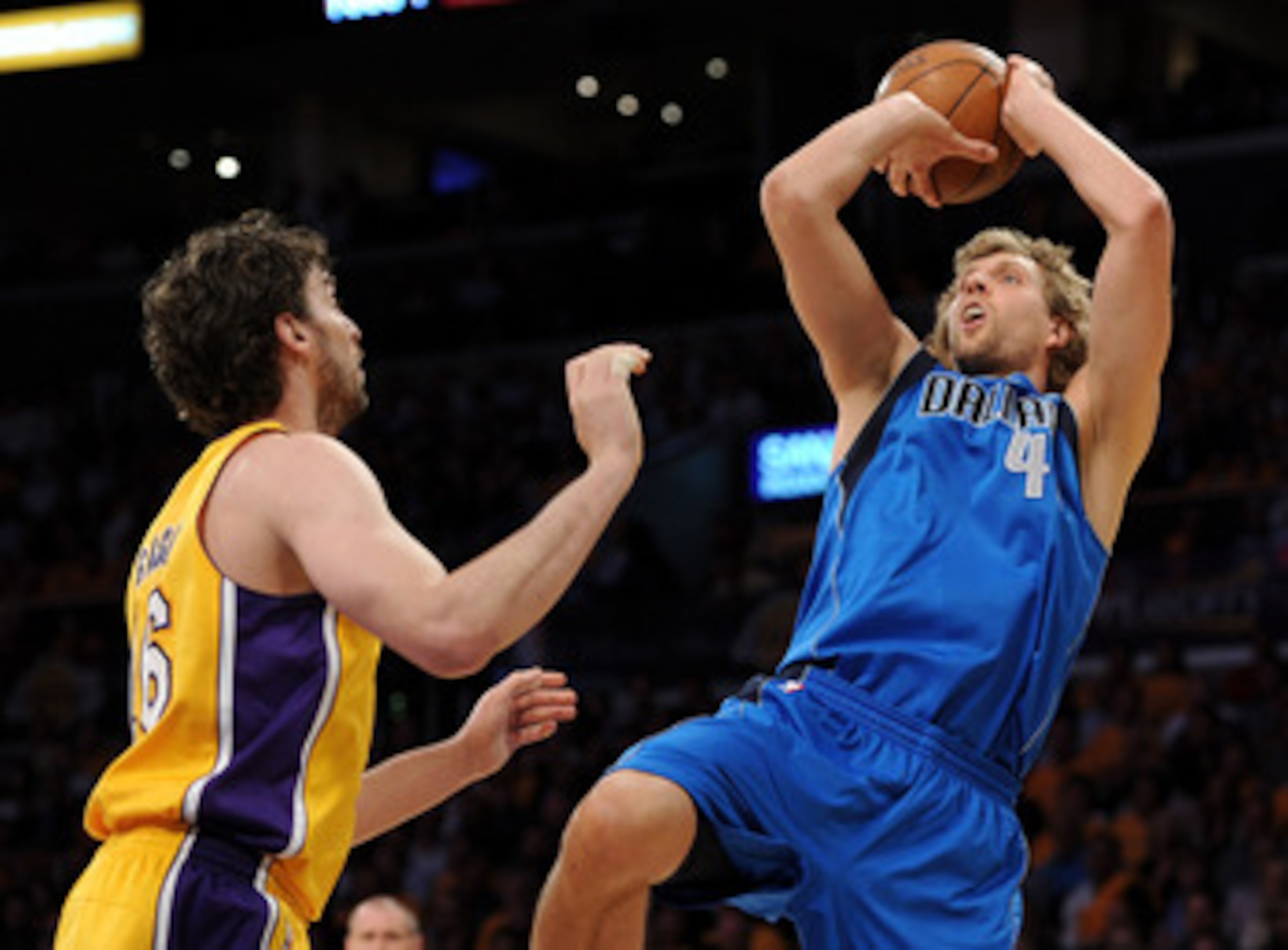 LOS ANGELES, CA - MAY 02:  Dirk Nowitzki #41 of the Dallas Mavericks shoots over Pau Gasol #16 of the Los Angeles Lakers in the first quarter in Game One of the Western Conference Semifinals in the 2011 NBA Playoffs at Staples Center on May 2, 2011 in Los