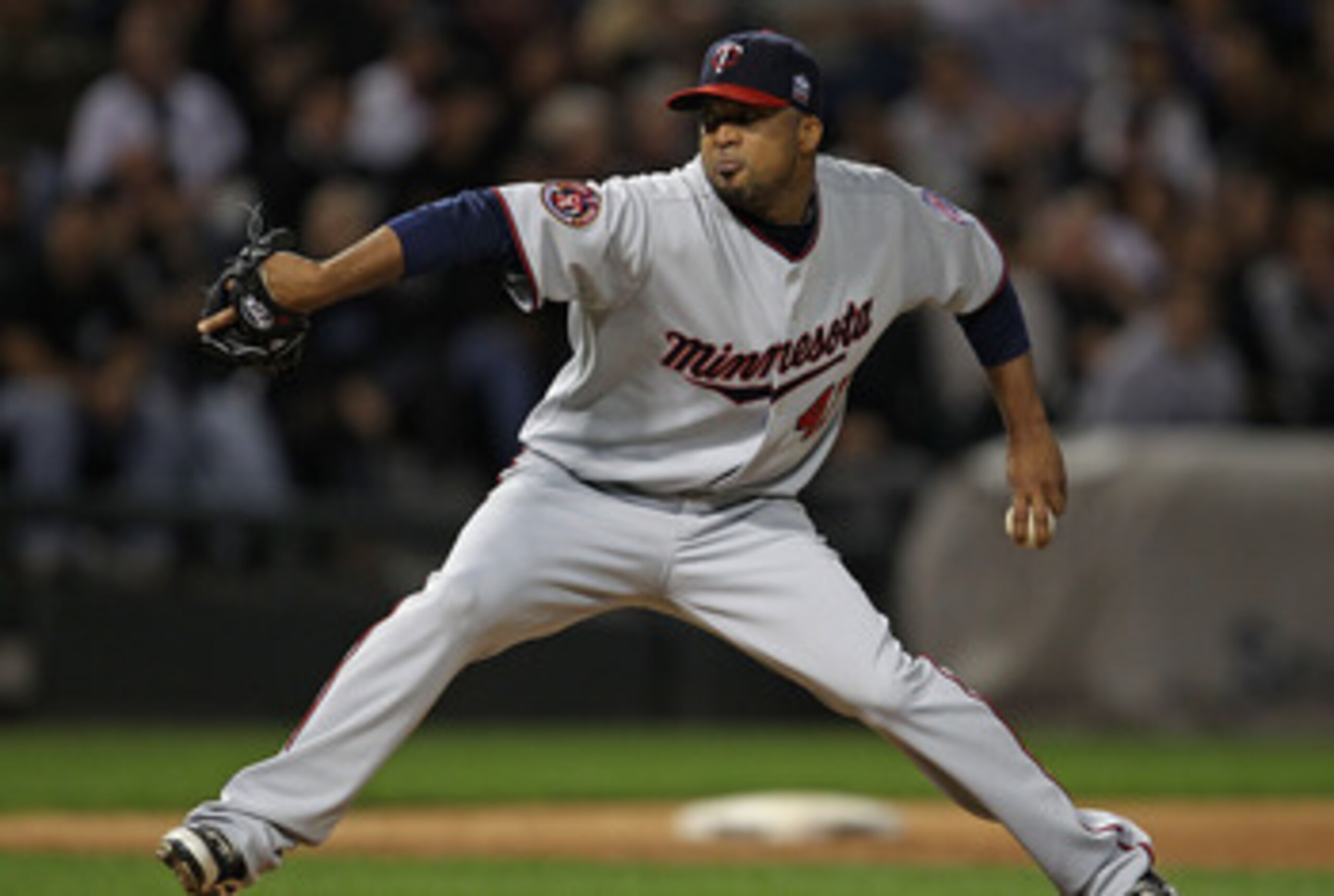 CHICAGO - SEPTEMBER 14: Starting pitcher Francisco Liriano #47 of the Minnesota Twins delivers the ball against the Chicago White Sox at U.S. Cellular Field on September 14, 2010 in Chicago, Illinois. (Photo by Jonathan Daniel/Getty Images)