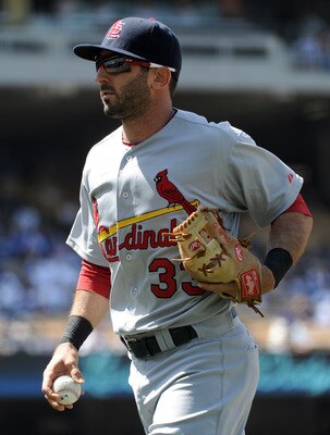LOS ANGELES, CA - APRIL 17:  Daniel Descalso #33 of the St Louis Cardinals on the field during the game against the Los Angeles Dodgers at Dodger Stadium on April 17, 2011 in Los Angeles, California.  (Photo by Harry How/Getty Images)