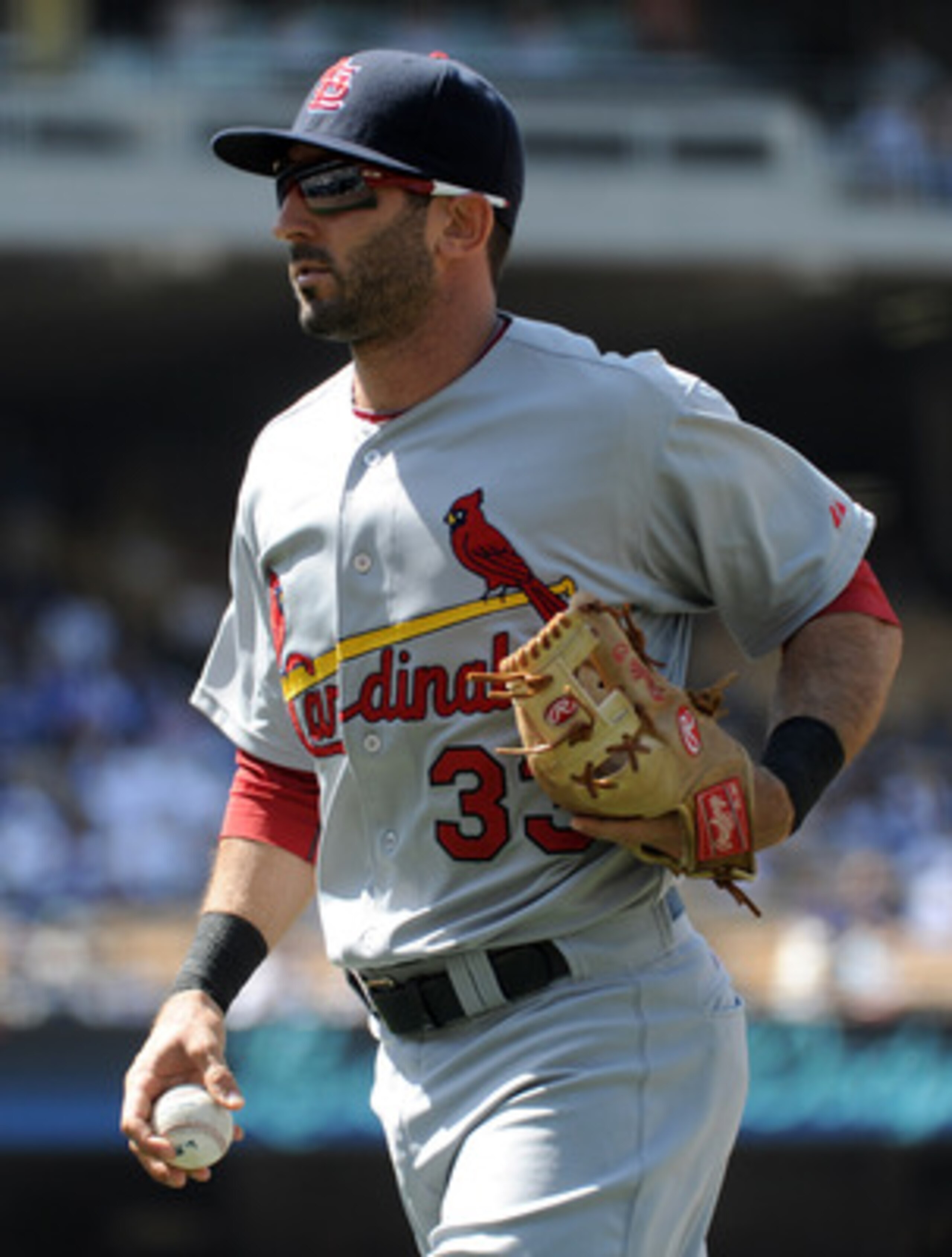 LOS ANGELES, CA - APRIL 17:  Daniel Descalso #33 of the St Louis Cardinals on the field during the game against the Los Angeles Dodgers at Dodger Stadium on April 17, 2011 in Los Angeles, California.  (Photo by Harry How/Getty Images)