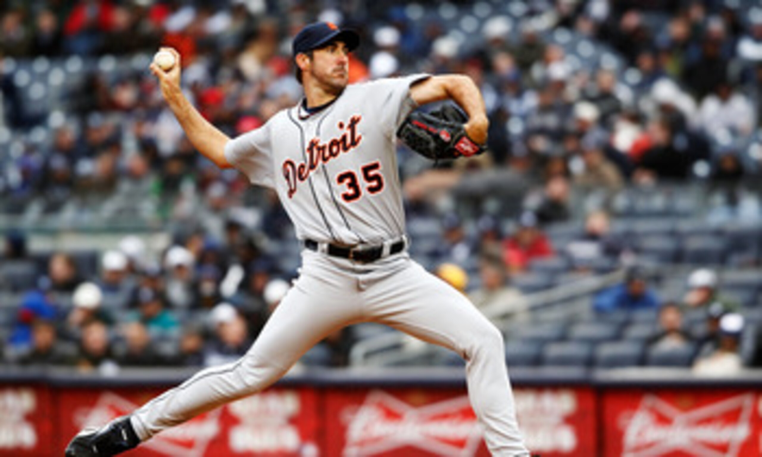 NEW YORK, NY - MARCH 31:  Justin Verlander #35 of the Detroit Tigers pitches against the New York Yankees on Opening Day at Yankee Stadium on March 31, 2011 in the Bronx borough of New York City.  (Photo by Jeff Zelevansky/Getty Images)
