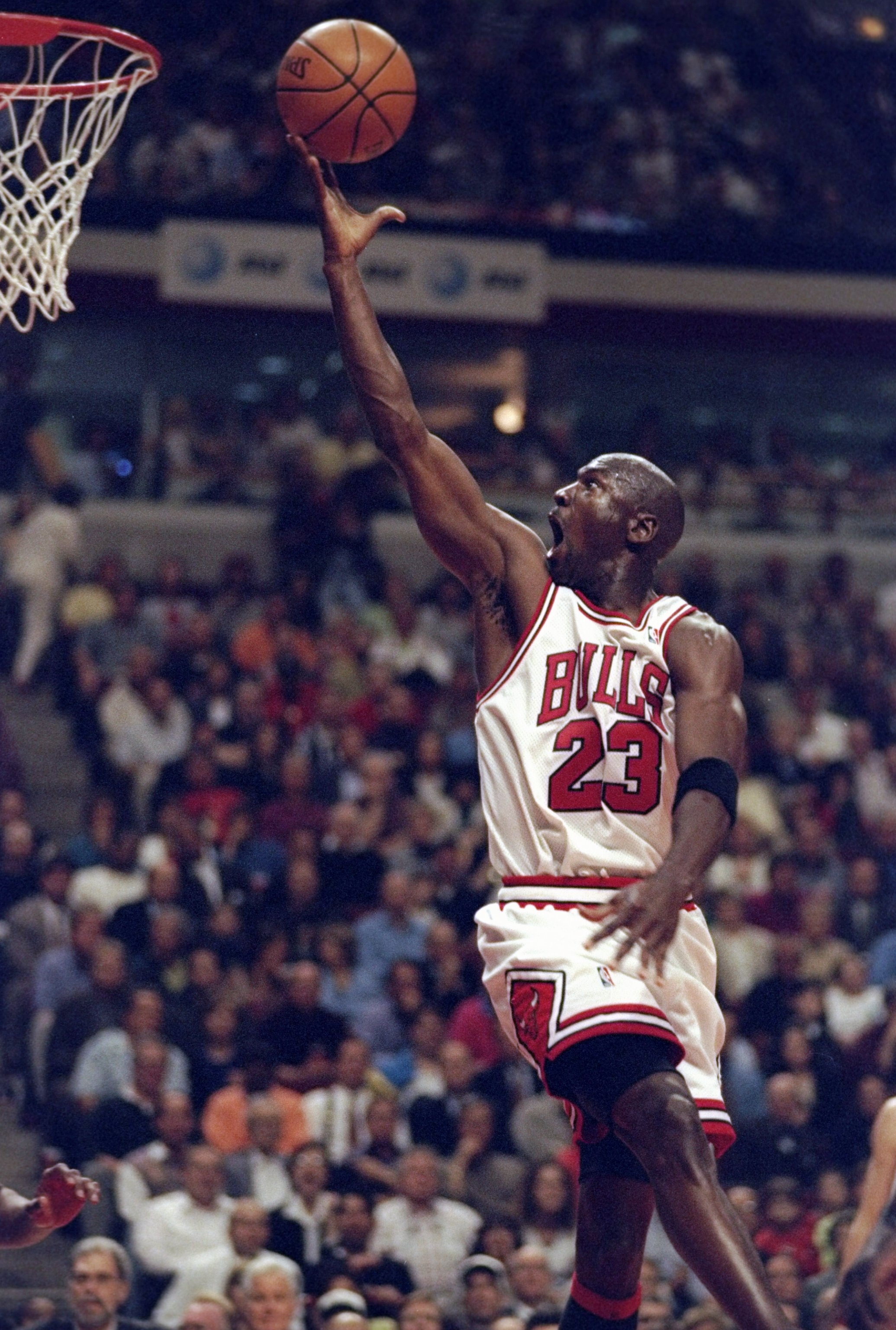 13 May, 1998:  Michael Jordan #23 of the Chicago Bulls shoots during the NBA Eastern Conference Finals at the United Center in Chicago, Illinois.  The Bulls defeated the Hornets 93-84. Mandatory Credit: Jonathan Daniel  /Allsport
