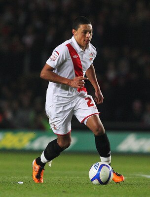 SOUTHAMPTON, ENGLAND - JANUARY 29:  Alex Chamberlain of Southampton in action during the FA Cup sponsored by E.ON 4th Round match between Southampton and Manchester United at St Mary's Stadium on January 29, 2011 in Southampton, England.  (Photo by Clive 