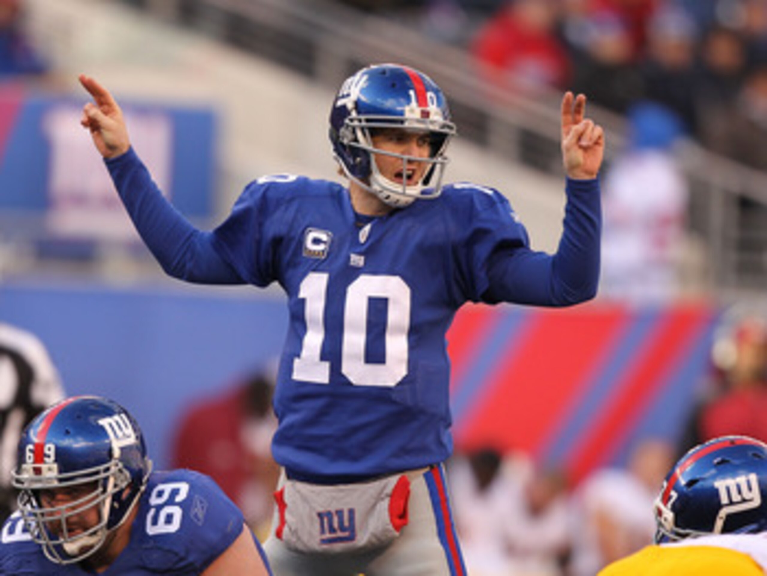 EAST RUTHERFORD, NJ - DECEMBER 05: Eli Manning #10 of the New York Giants in action against the Washington Redskins during their game on December 5, 2010 at The New Meadowlands Stadium in East Rutherford, New Jersey. (Photo by Al Bello/Getty Images) EAST RUTHERFORD, NJ - DECEMBER 05: Eli Manning #10 of the New York Giants in action against the Washington Redskins during their game on December 5, 2010 at The New Meadowlands Stadium in East Rutherford, New Jersey. (Photo by Al Bello/Getty Images)