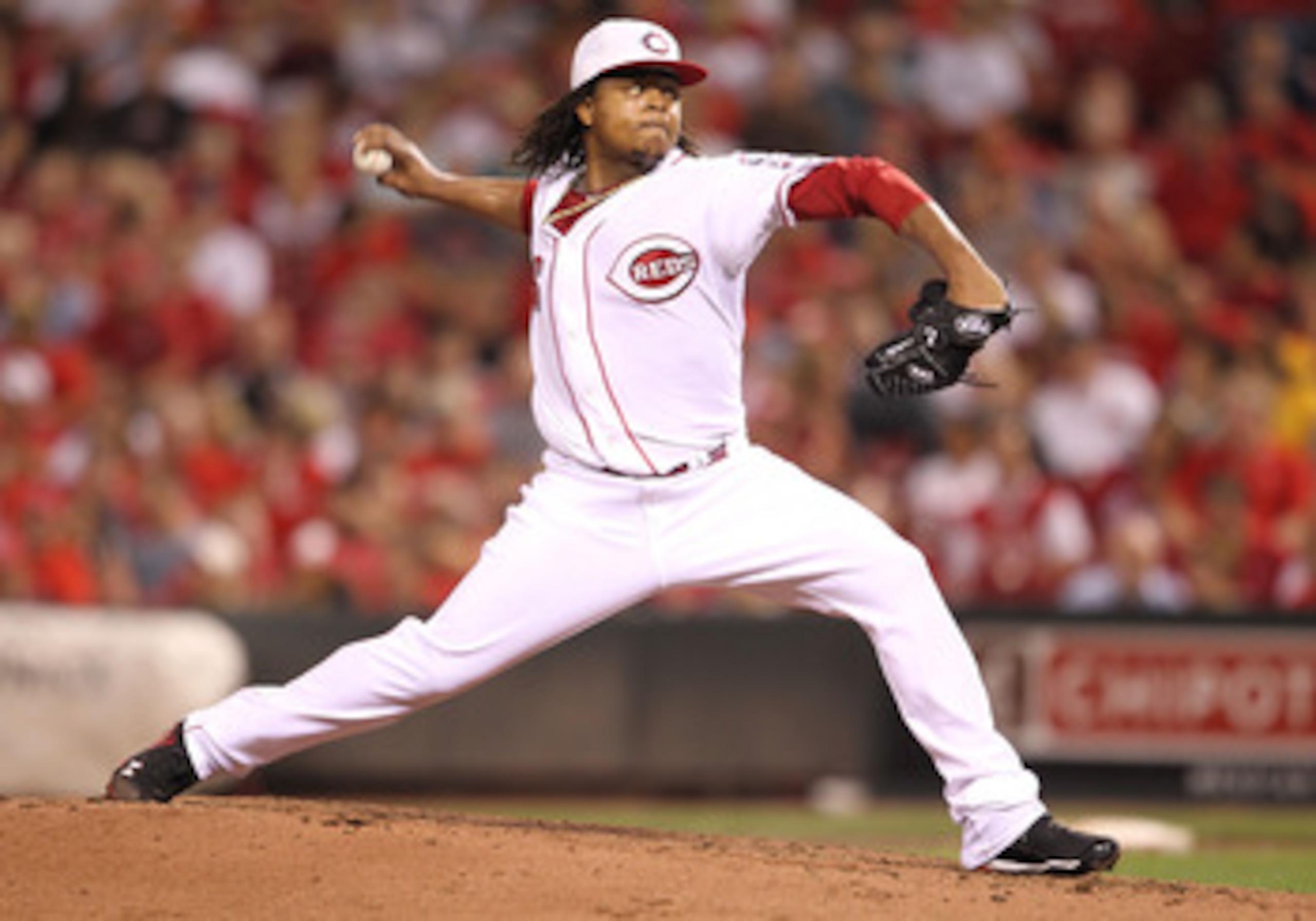 CINCINNATI - SEPTEMBER 11:  Edison Volquez #36 of the Cincinnati Reds throws a pitch during the game against the Pittsburg Pirates at Great American Ball Park on September 11, 2010 in Cincinnati, Ohio.  (Photo by Andy Lyons/Getty Images)