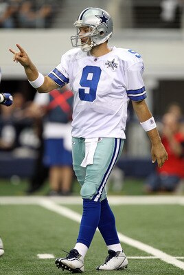 ARLINGTON, TX - SEPTEMBER 19:  Quarterback Tony Romo #9 of the Dallas Cowboys at Cowboys Stadium on September 19, 2010 in Arlington, Texas.  (Photo by Ronald Martinez/Getty Images)