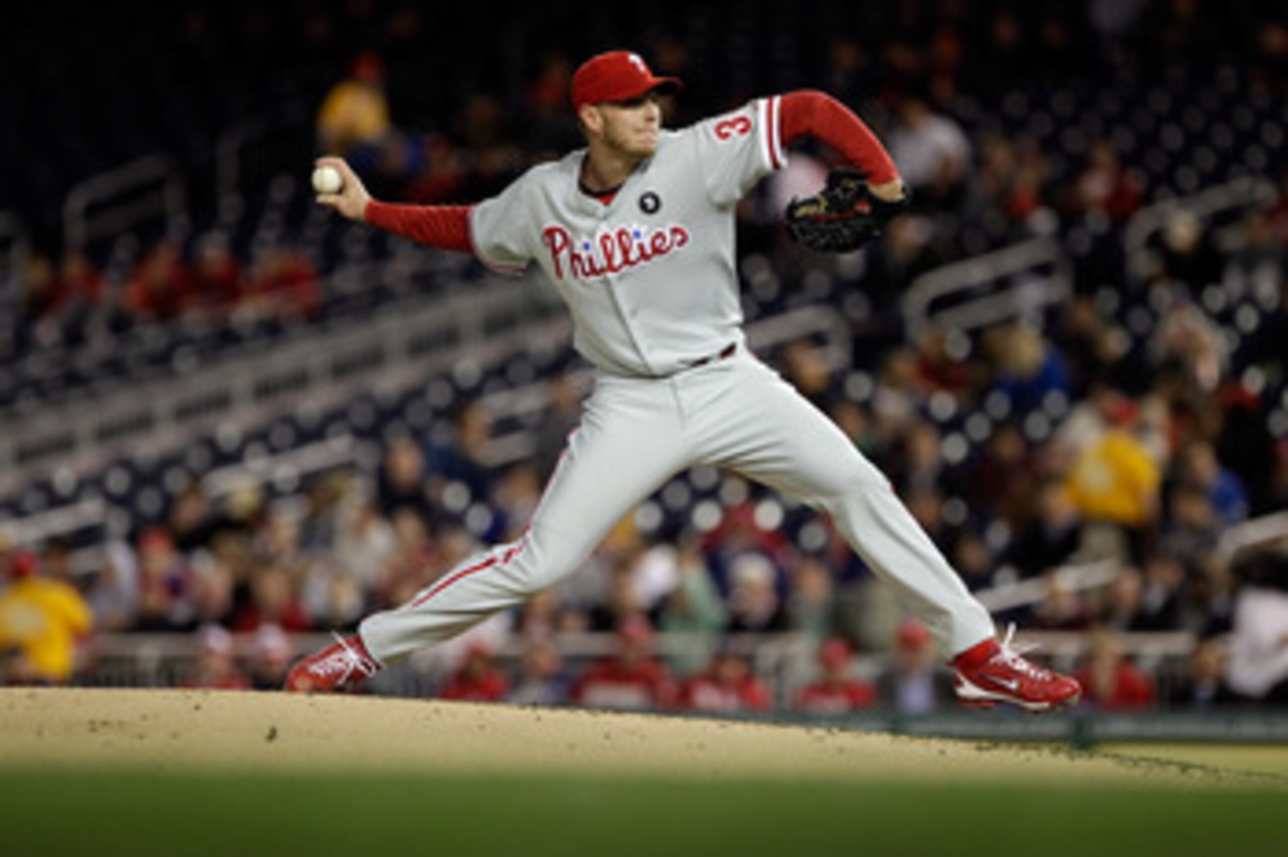 WASHINGTON, DC - APRIL 13:  Roy Halladay #34 of the Philadelphia Phillies delivers to a Washington Nationals batter at Nationals Park on April 13, 2011 in Washington, DC.  (Photo by Rob Carr/Getty Images)