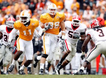 KNOXVILLE, TN - OCTOBER 10: Luke Stocker #88 of the Tennessee Volunteers runs with the ball after a reception during the SEC game against the Georgia Bulldogs at Neyland Stadium on October 10, 2009 in Knoxville, Tennessee. (Photo by Andy Lyons/Getty Image