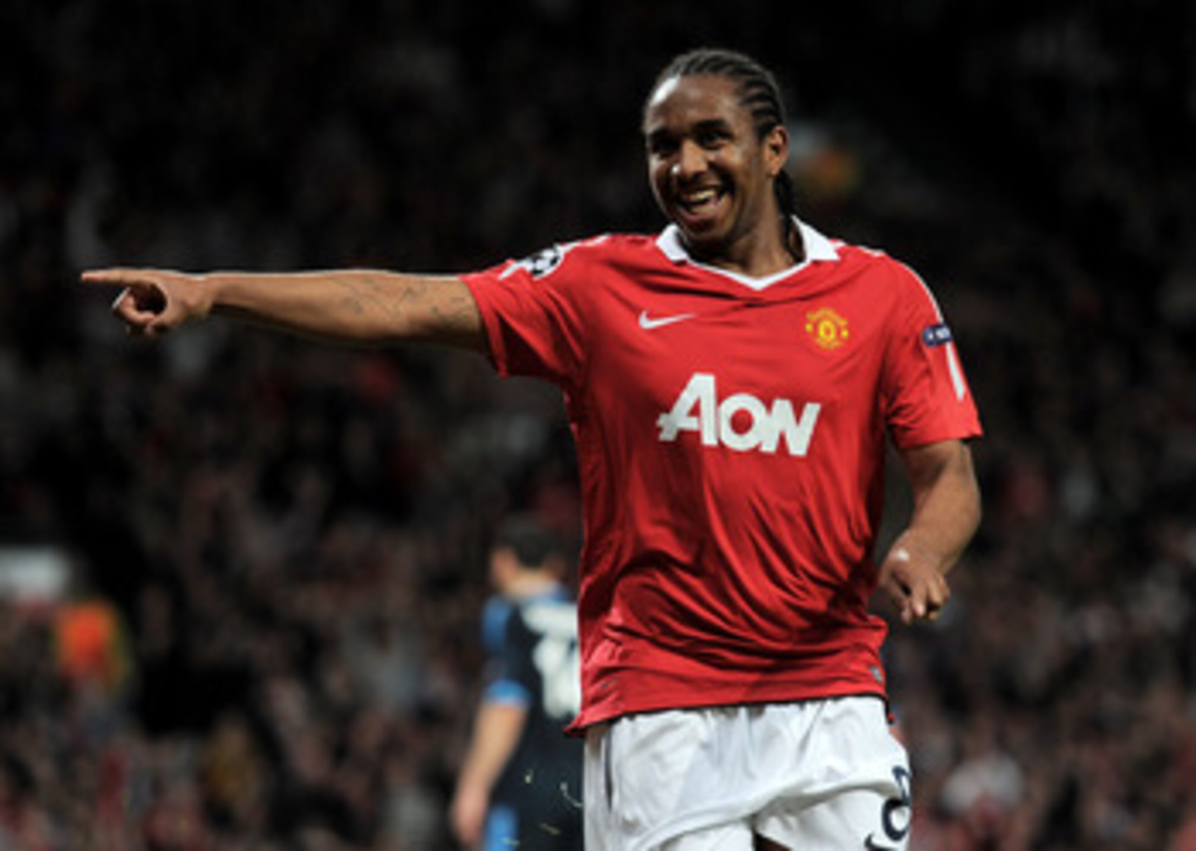 MANCHESTER, ENGLAND - MAY 04:  Anderson of Manchester United celebrates scoring his team's fourth goal during the UEFA Champions League Semi Final second leg match between Manchester United and Schalke at Old Trafford on May 4, 2011 in Manchester, England