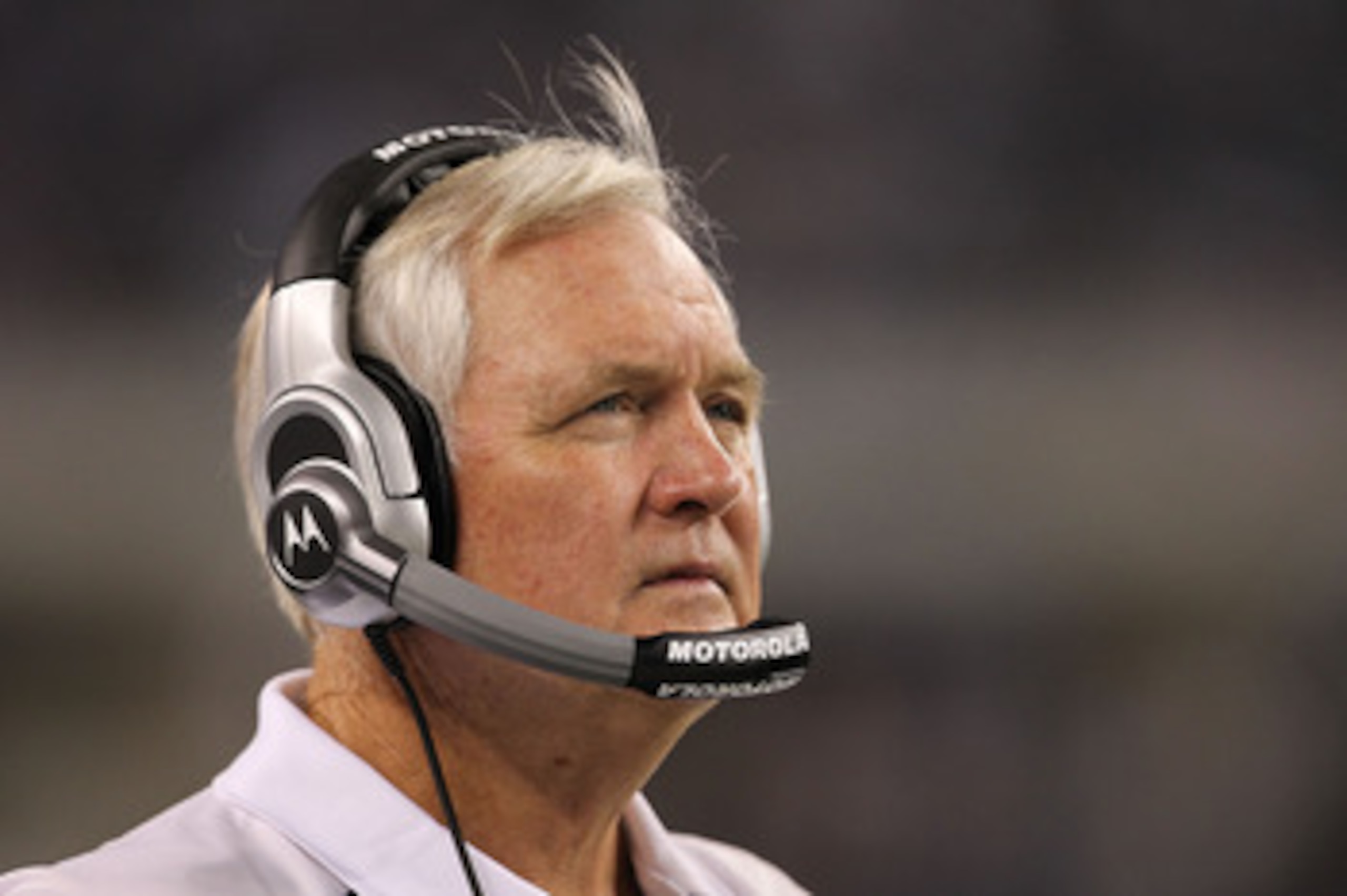 ARLINGTON, TX - OCTOBER 25: Head coach Wade Phillips of the Dallas Cowboys at Cowboys Stadium on October 25, 2010 in Arlington, Texas. (Photo by Ronald Martinez/Getty Images) ARLINGTON, TX - OCTOBER 25: Head coach Wade Phillips of the Dallas Cowboys at Cowboys Stadium on October 25, 2010 in Arlington, Texas. (Photo by Ronald Martinez/Getty Images)