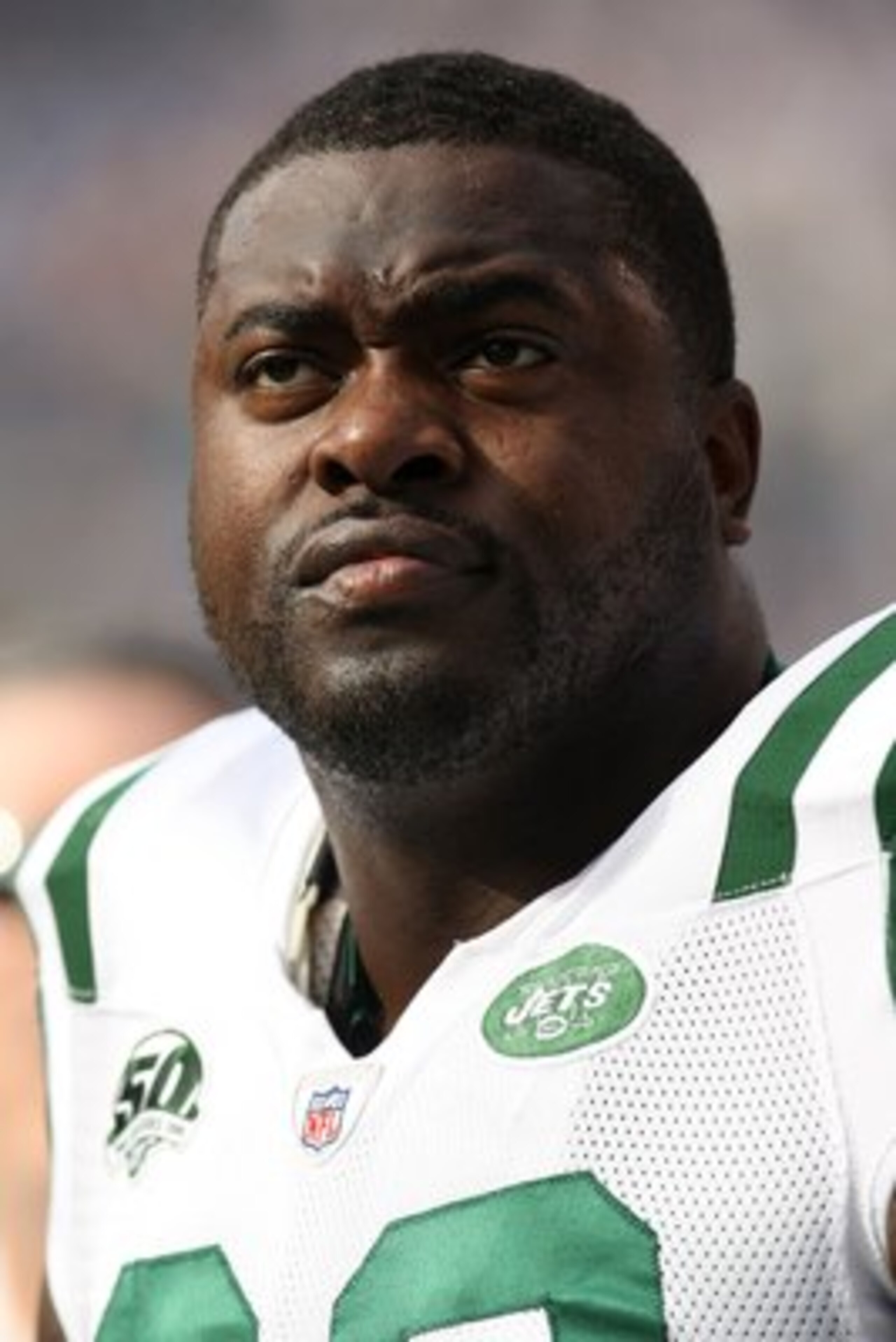 SAN DIEGO - JANUARY 17: Defensive end Shaun Ellis #92 of the New York Jets stands on the field prior to the AFC Divisional Playoff Game against the San Diego Chargers at Qualcomm Stadium on January 17, 2010 in San Diego, California. (Photo by Stephen Du SAN DIEGO - JANUARY 17: Defensive end Shaun Ellis #92 of the New York Jets stands on the field prior to the AFC Divisional Playoff Game against the San Diego Chargers at Qualcomm Stadium on January 17, 2010 in San Diego, California. (Photo by Stephen Du