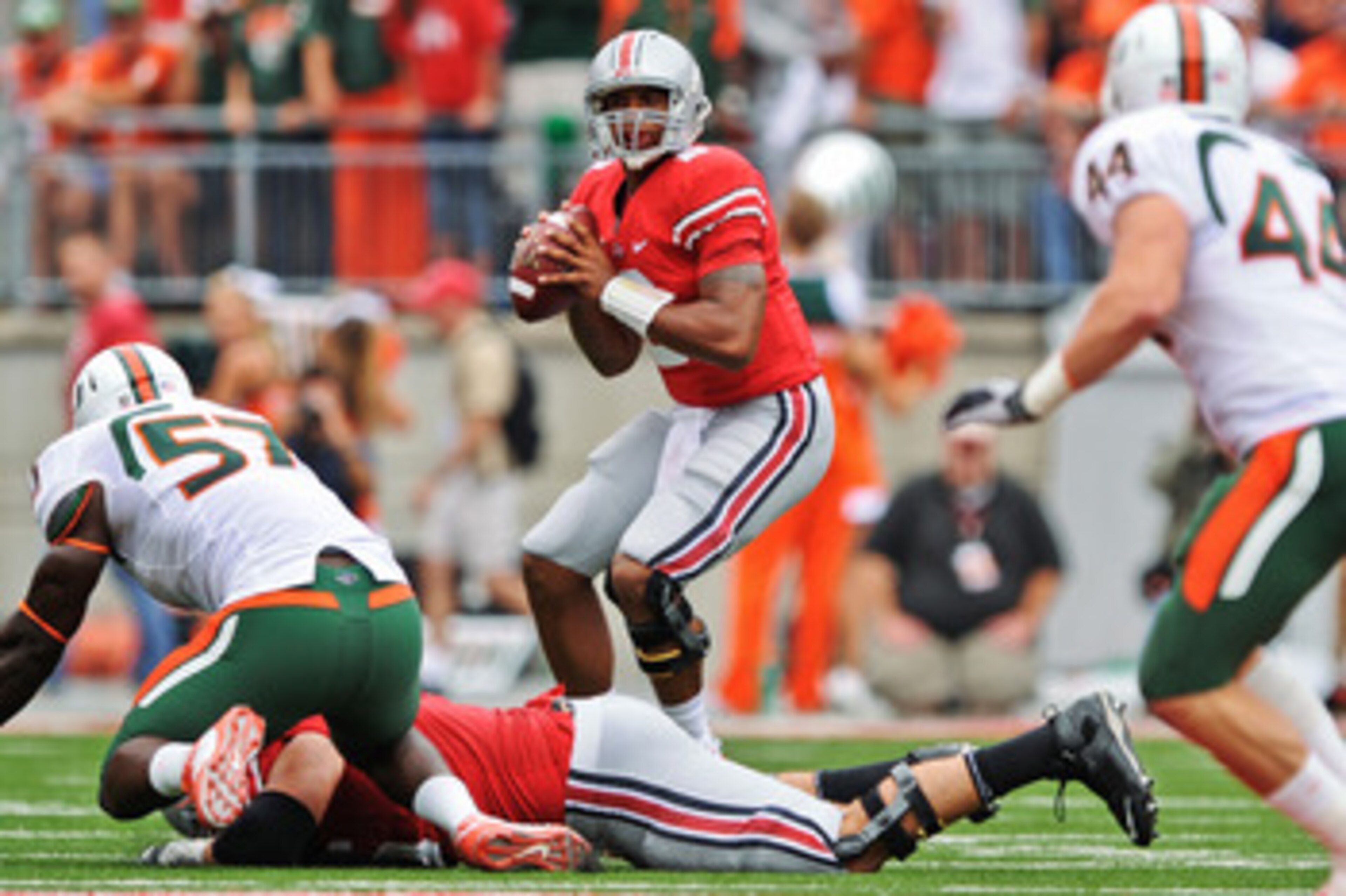 COLUMBUS, OH - SEPTEMBER 11:  Quarterback Terrelle Pryor #2 of the Ohio State Buckeyes passes the ball against the Miami Hurricanes at Ohio Stadium on September 11, 2010 in Columbus, Ohio.  (Photo by Jamie Sabau/Getty Images)