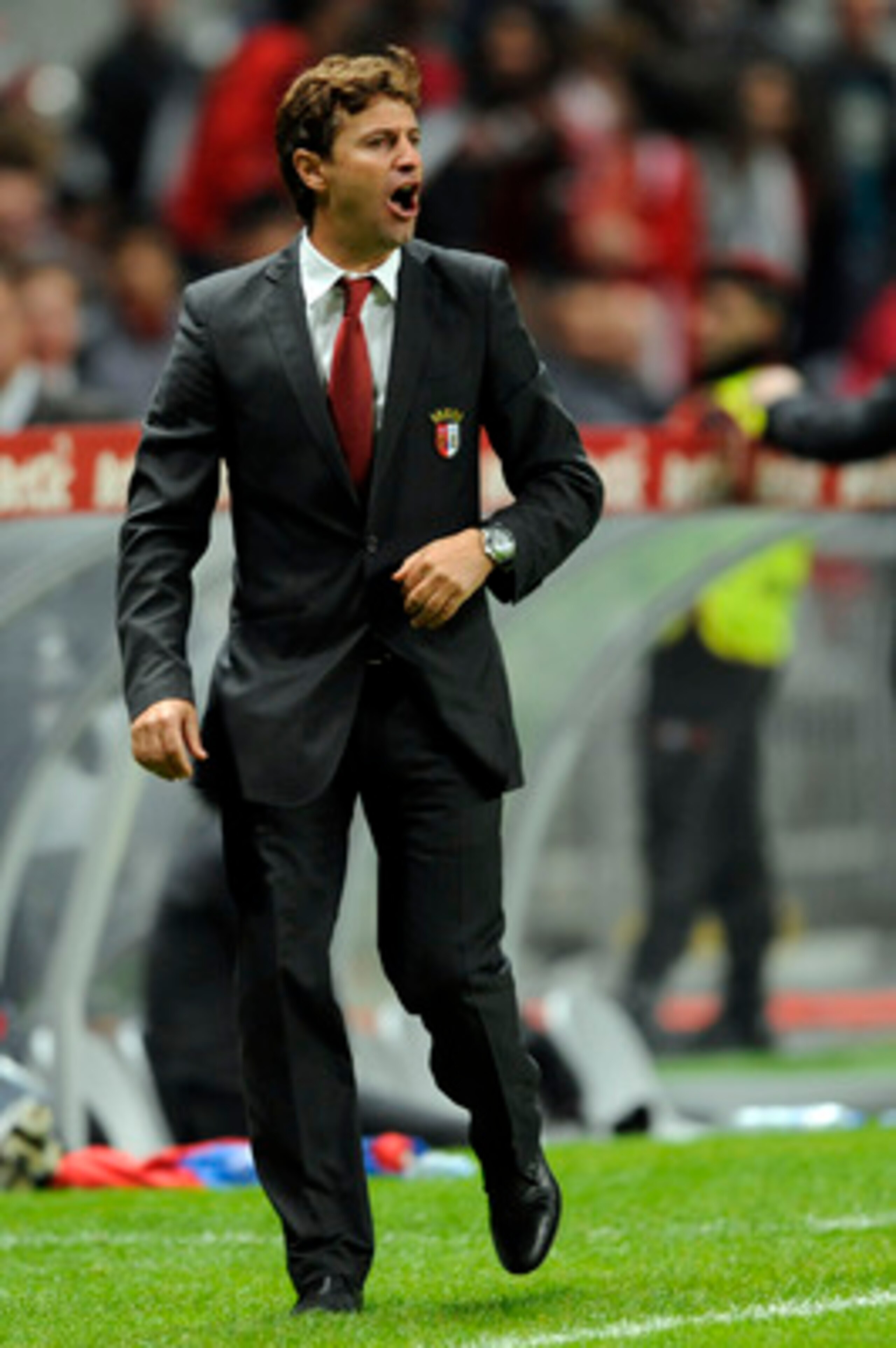 BRAGA, PORTUGAL - OCTOBER 23:  SC Braga head coach Domingos Paciencia during the Portuguese Primeira Liga match between SC Braga and SC Olhanense held on October 23, 2010 at the Estadio Axa, in Braga, Portugal. SC Braga won the match 3-1. (Photo by Fernan