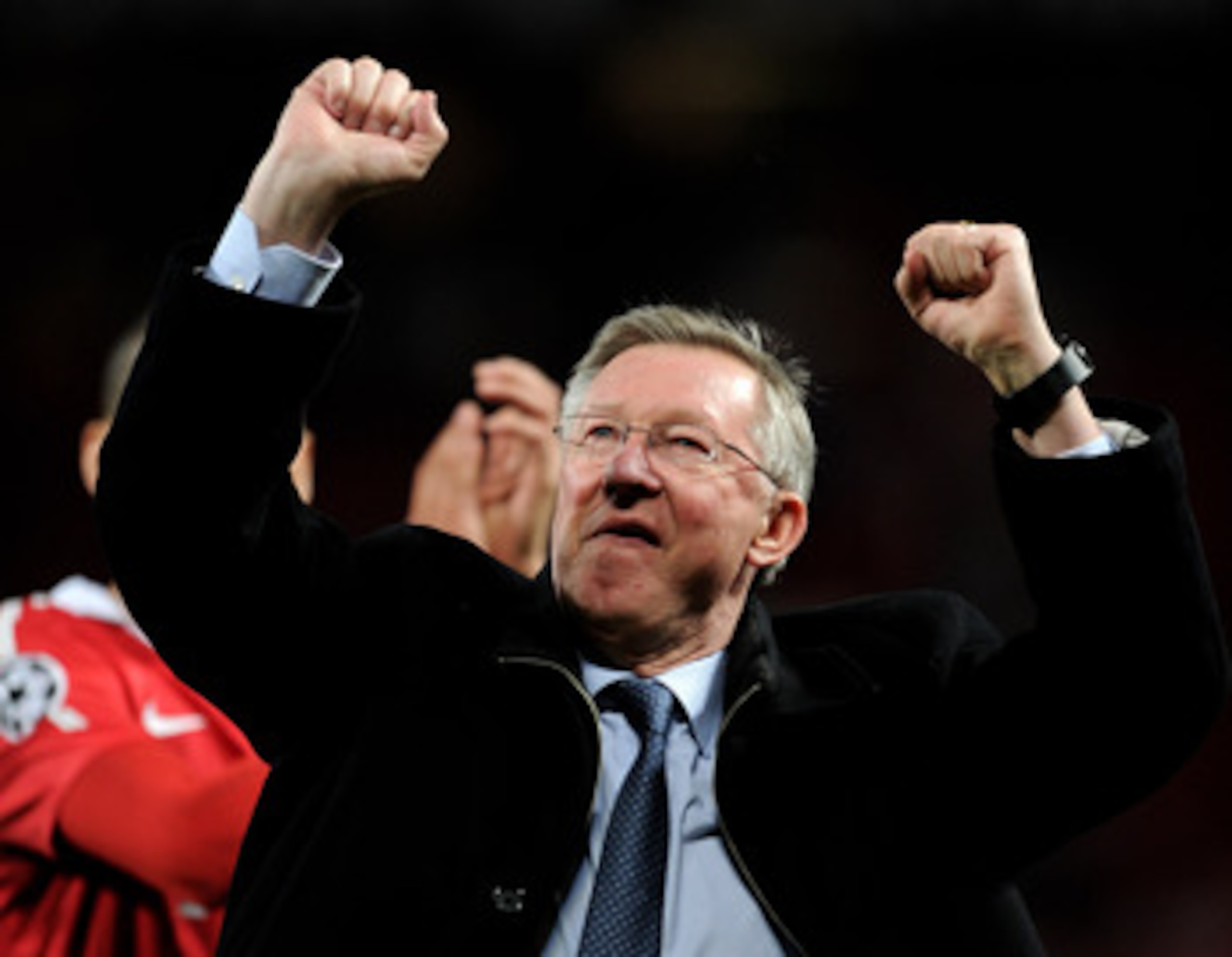 MANCHESTER, ENGLAND - MAY 04: Manchester United Manager Sir Alex Ferguson celebrates at the end of the UEFA Champions League Semi Final second leg match between Manchester United and Schalke at Old Trafford on May 4, 2011 in Manchester, England. (Photo MANCHESTER, ENGLAND - MAY 04: Manchester United Manager Sir Alex Ferguson celebrates at the end of the UEFA Champions League Semi Final second leg match between Manchester United and Schalke at Old Trafford on May 4, 2011 in Manchester, England. (Photo