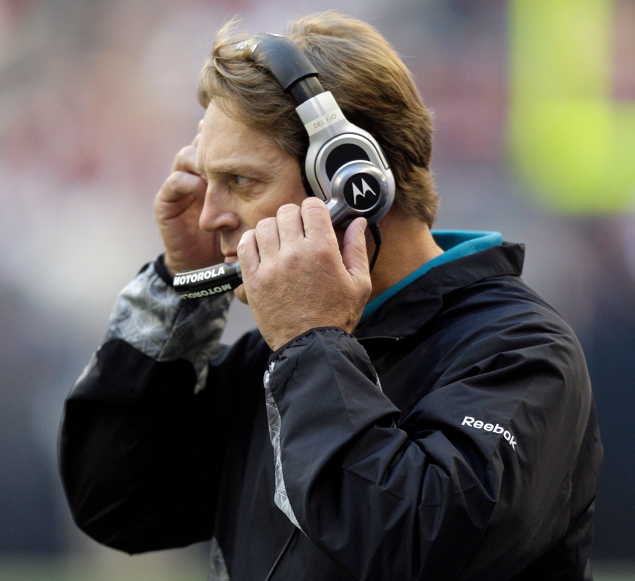 HOUSTON - JANUARY 02: Head coach Jack Del Rio of the Jacksonville Jaguars looks on from the sidelines during first half action against the Houston Texans at Reliant Stadium on January 2, 2011 in Houston, Texas. (Photo by Bob Levey/Getty Images) HOUSTON - JANUARY 02: Head coach Jack Del Rio of the Jacksonville Jaguars looks on from the sidelines during first half action against the Houston Texans at Reliant Stadium on January 2, 2011 in Houston, Texas. (Photo by Bob Levey/Getty Images)