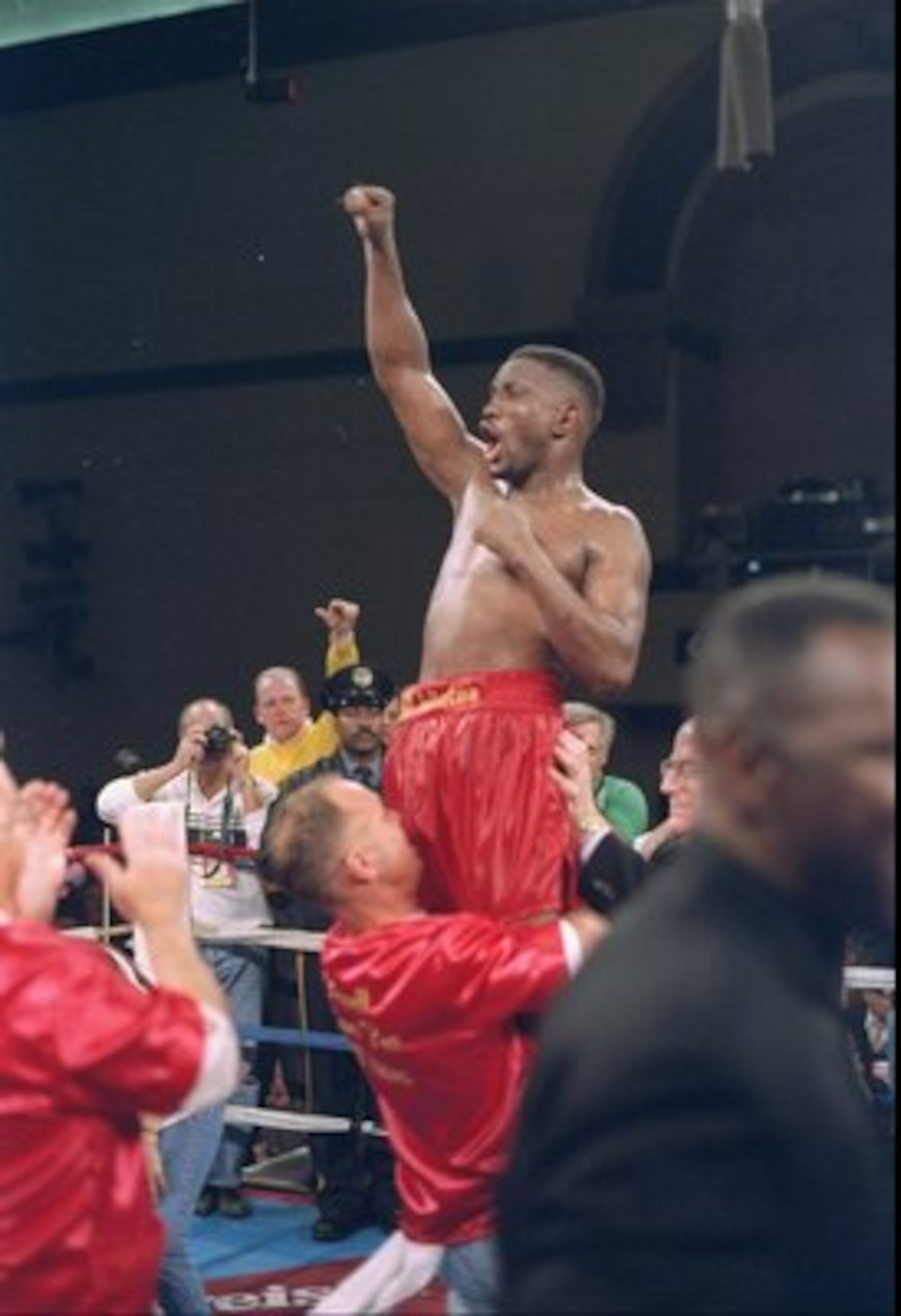3 Apr 1995:  Pernell Whitaker celebrates after winning a fight against Julio Cezar Vasquez.  Mandatory Credit: Simon Bruty  /Allsport